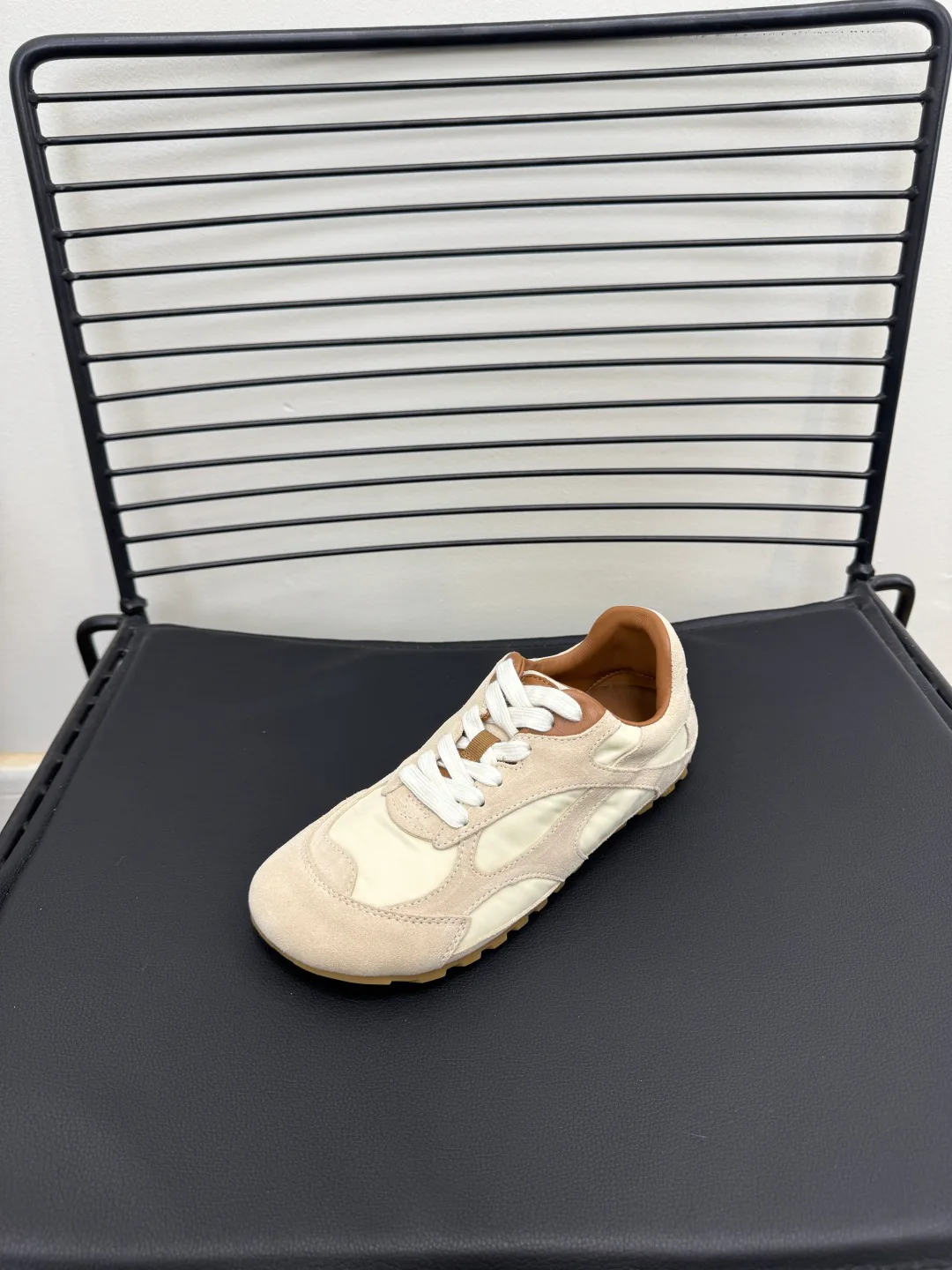 Кроссовки Женские Bottega Veneta 18367005