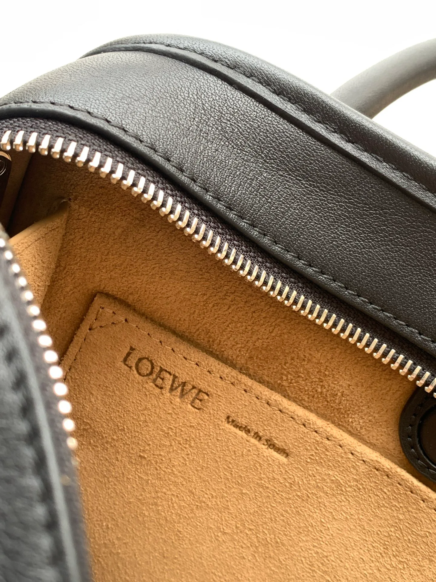 Классические Сумки Женские Loewe 13389854