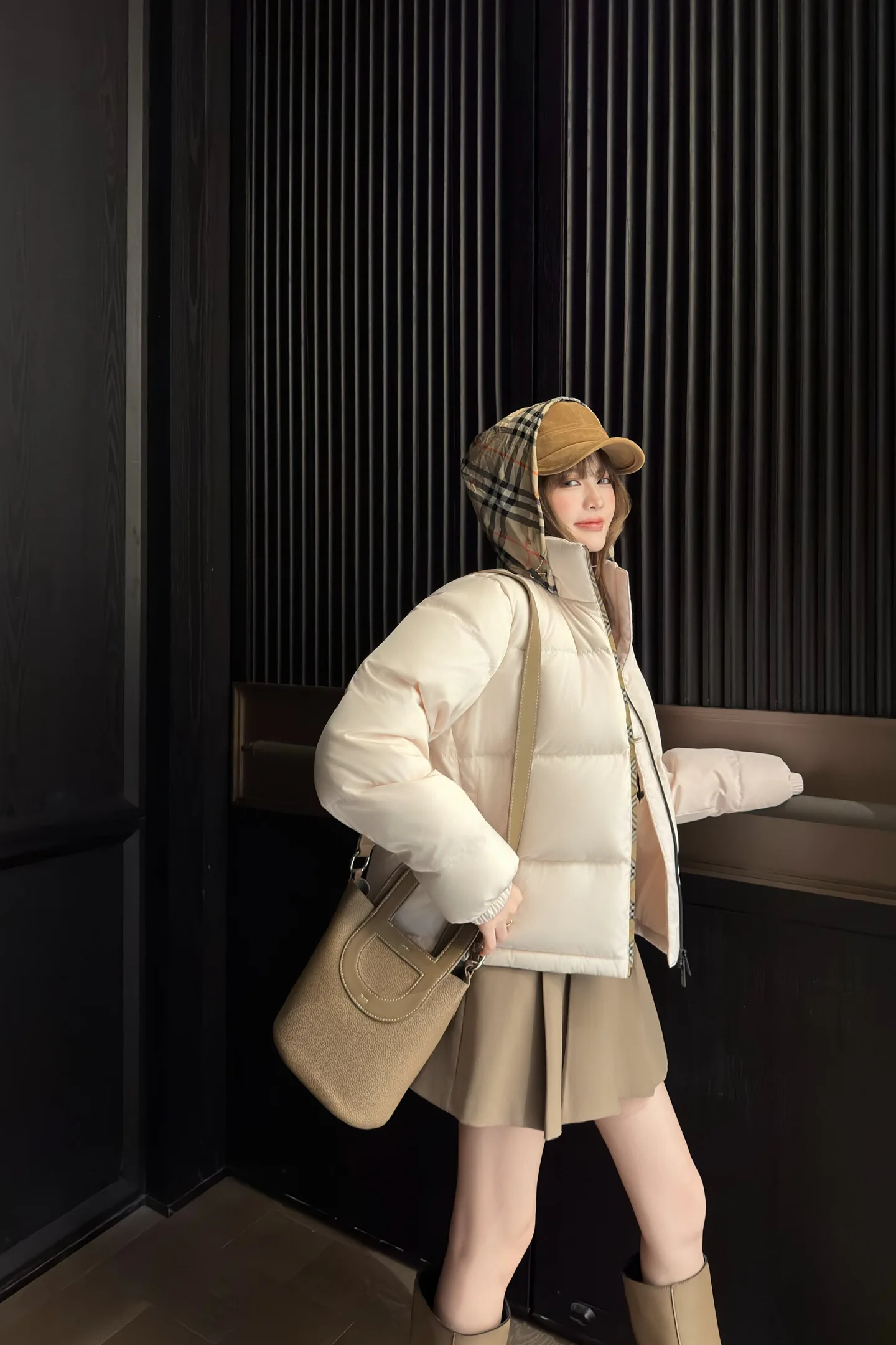 Куртки И Пуховики Женские Burberry 624525