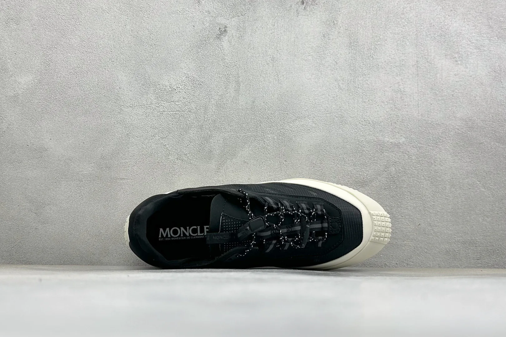 Кроссовки Мужские Moncler 18181985