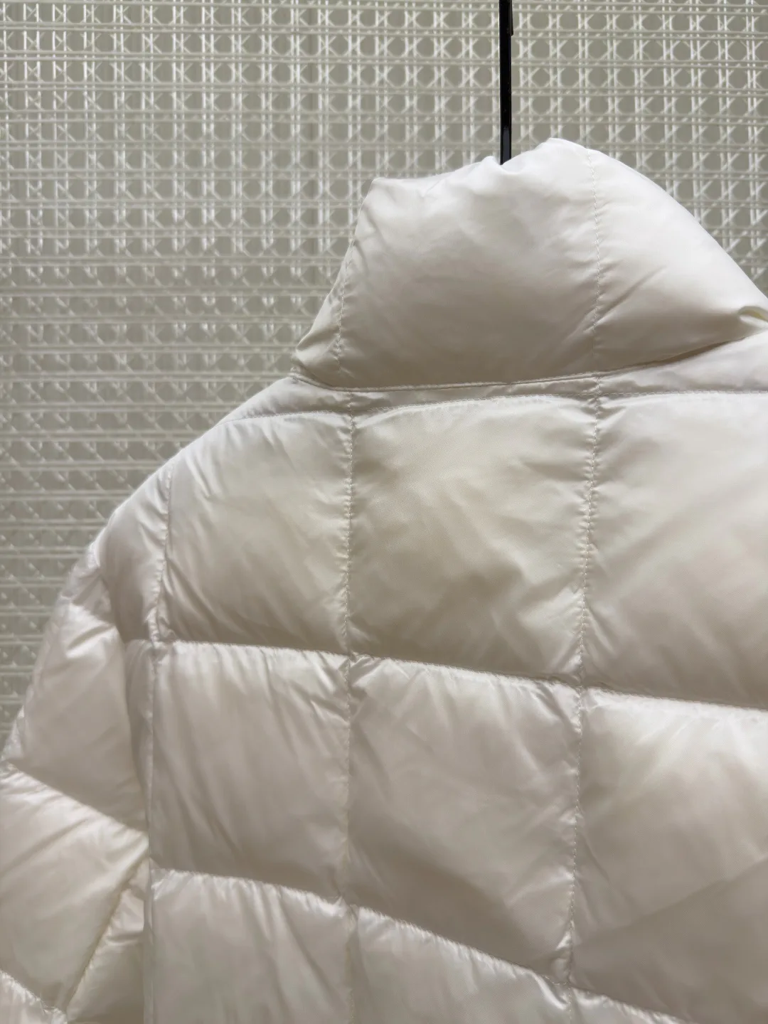 Куртки И Пуховики Женские Moncler 18612872