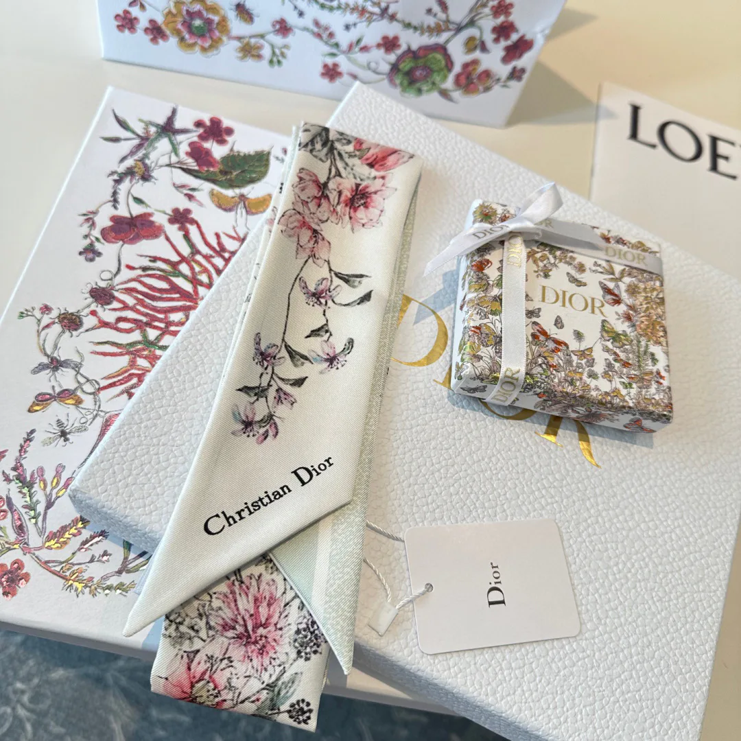 Платки Christian Dior 10416190