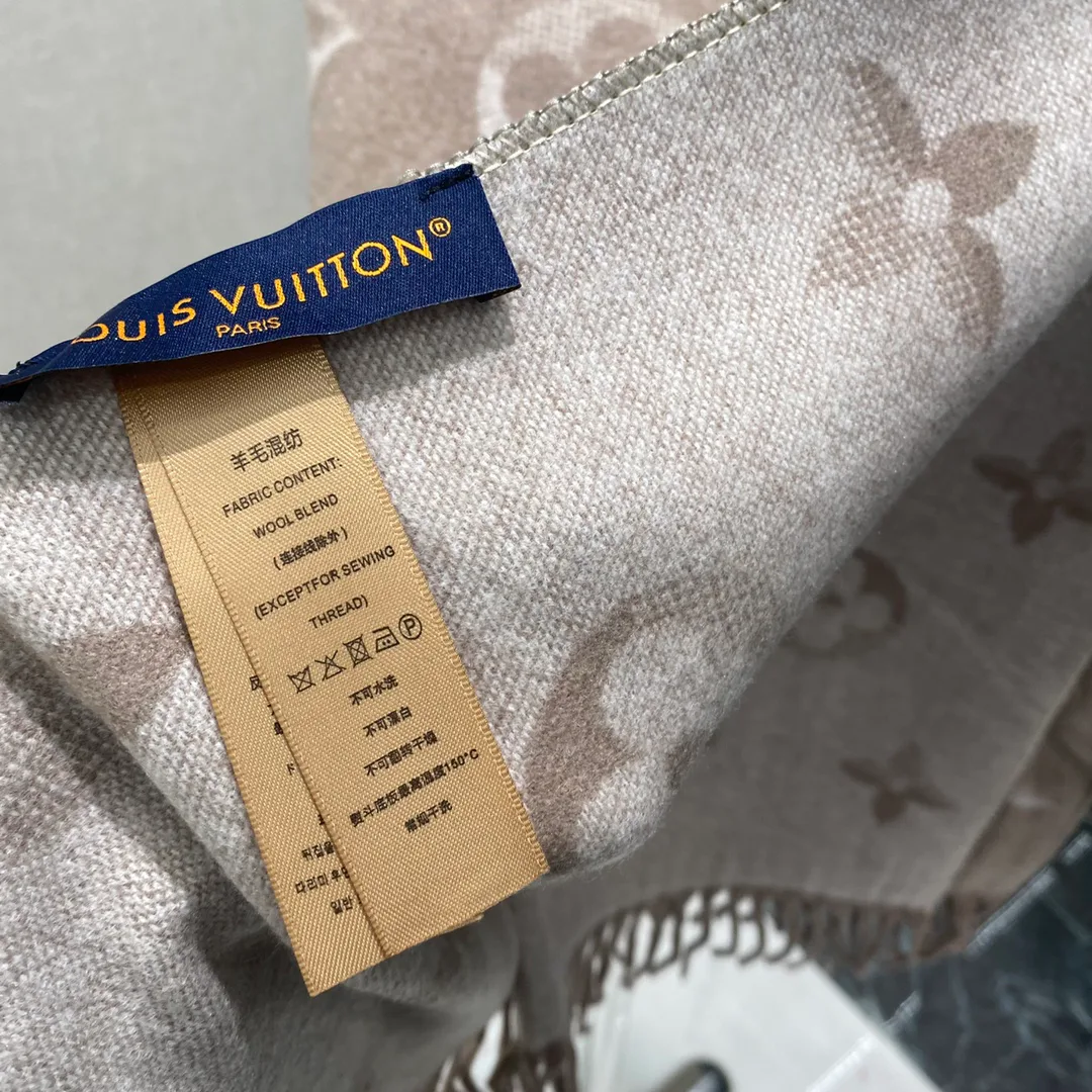 Шарфы Louis Vuitton 656525