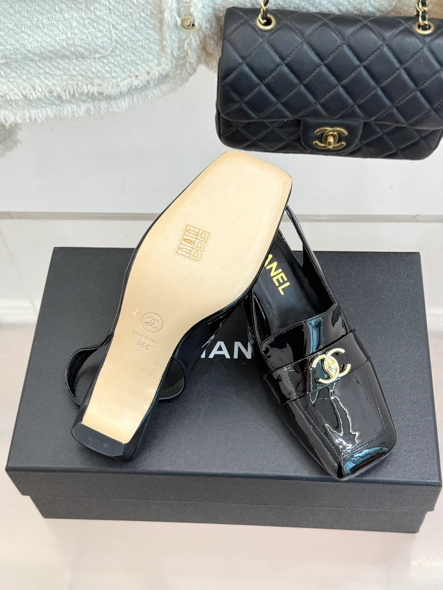 Босоножки Женские Chanel 17699632
