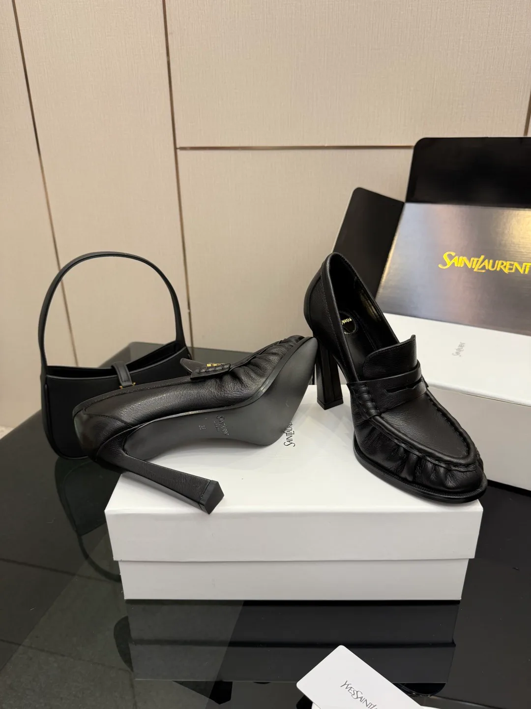 Туфли Женские Saint Laurent 1091949