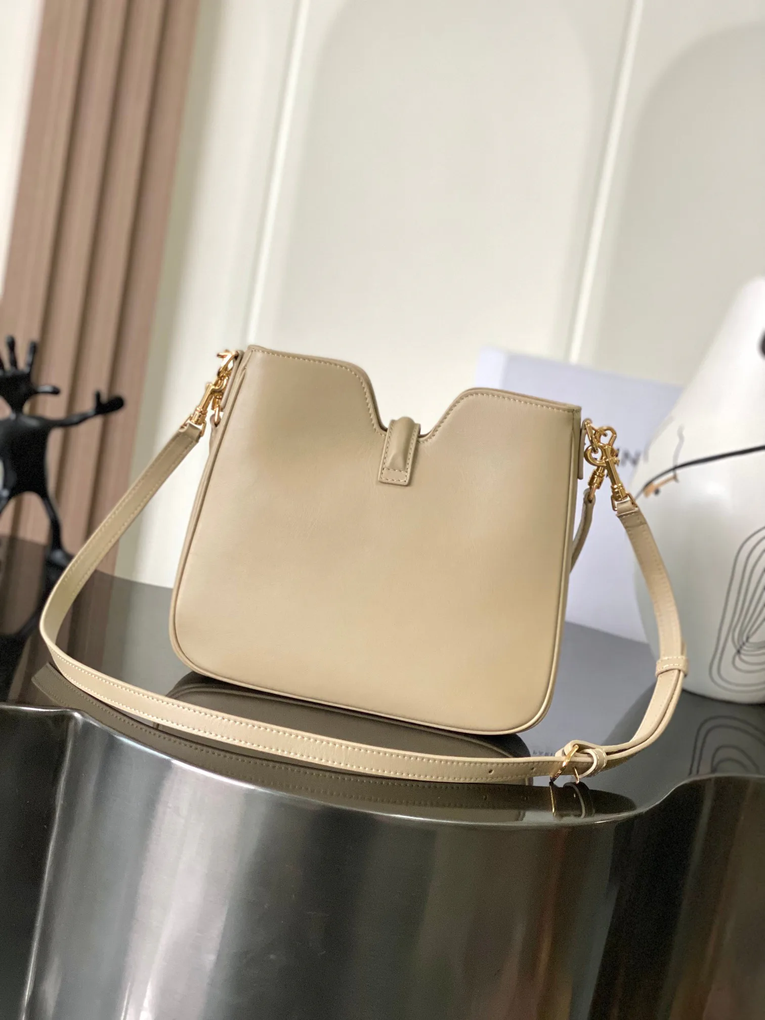Классические Сумки Женские Celine 11488672