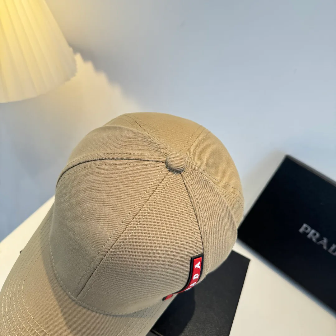 Головные Уборы Prada 12661983