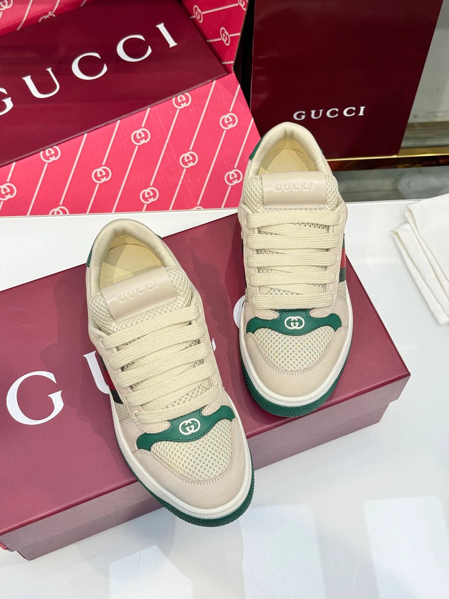 Кроссовки Женские Gucci 17946878