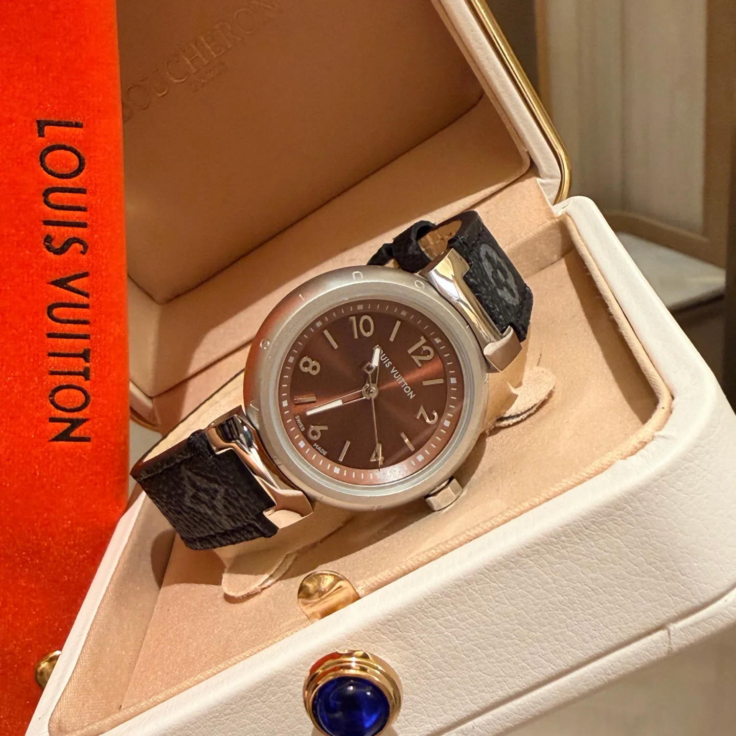 Часы Женские Louis Vuitton 1847516