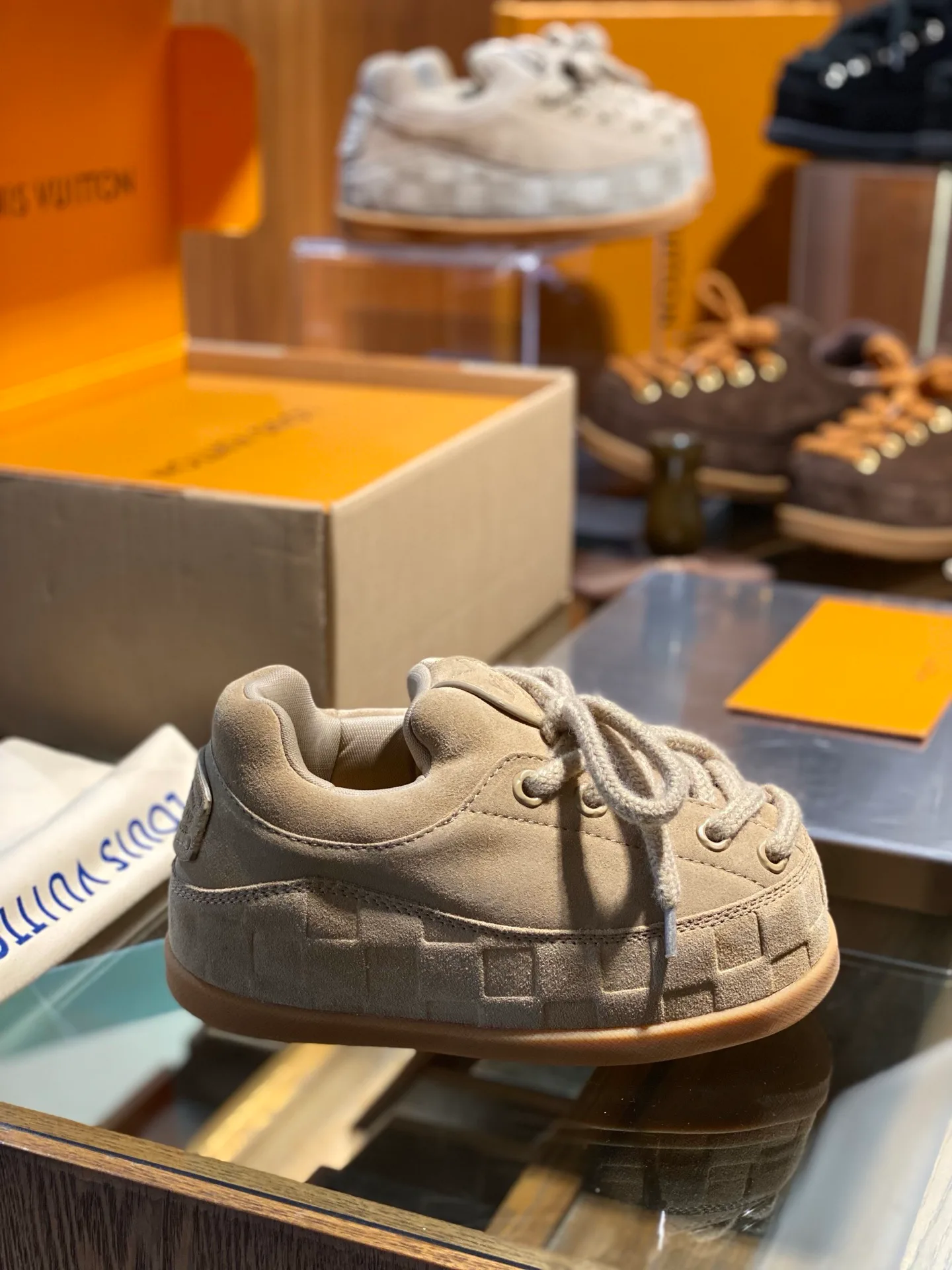 Кроссовки Женские Louis Vuitton 5543058