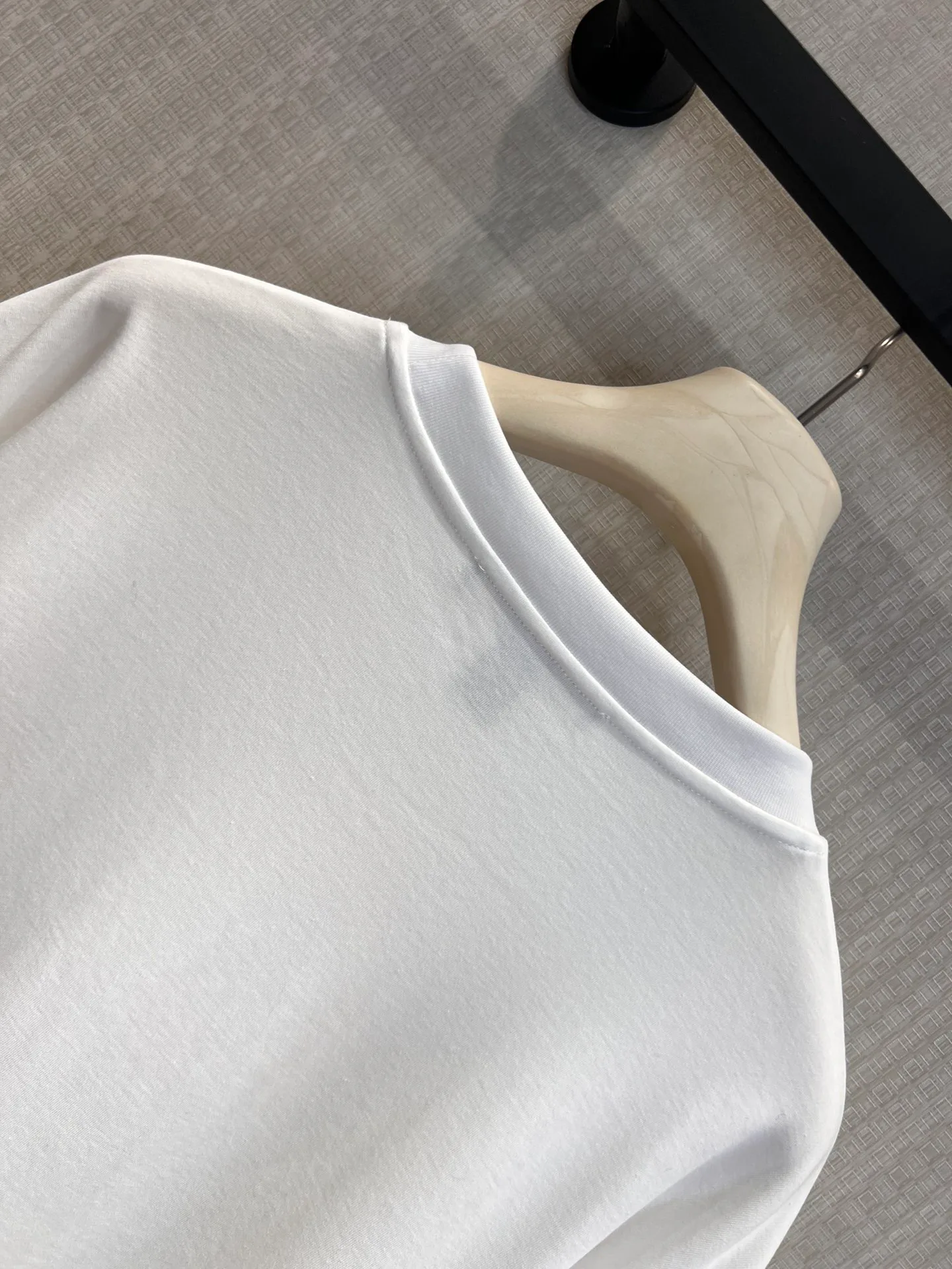 Футболки Женские Louis Vuitton 10715948