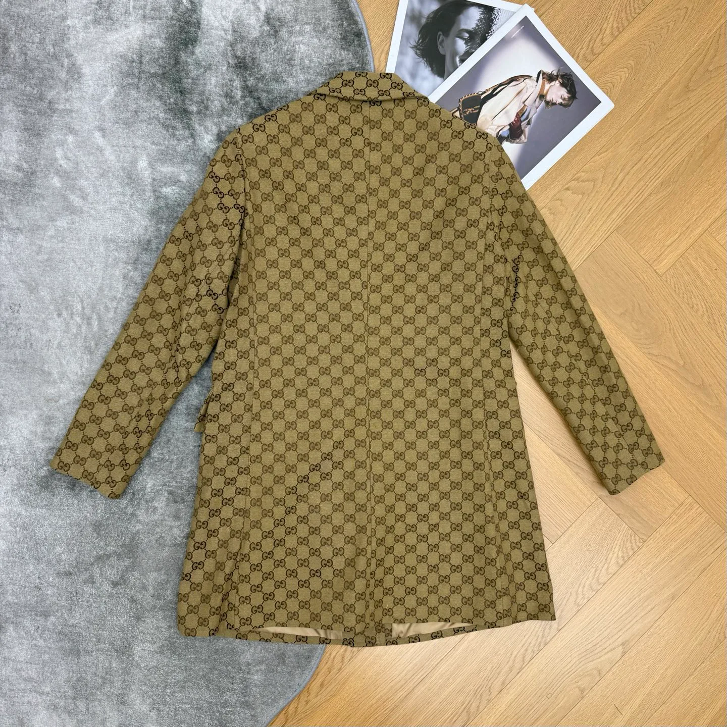 Пальто Женские Gucci 18501748