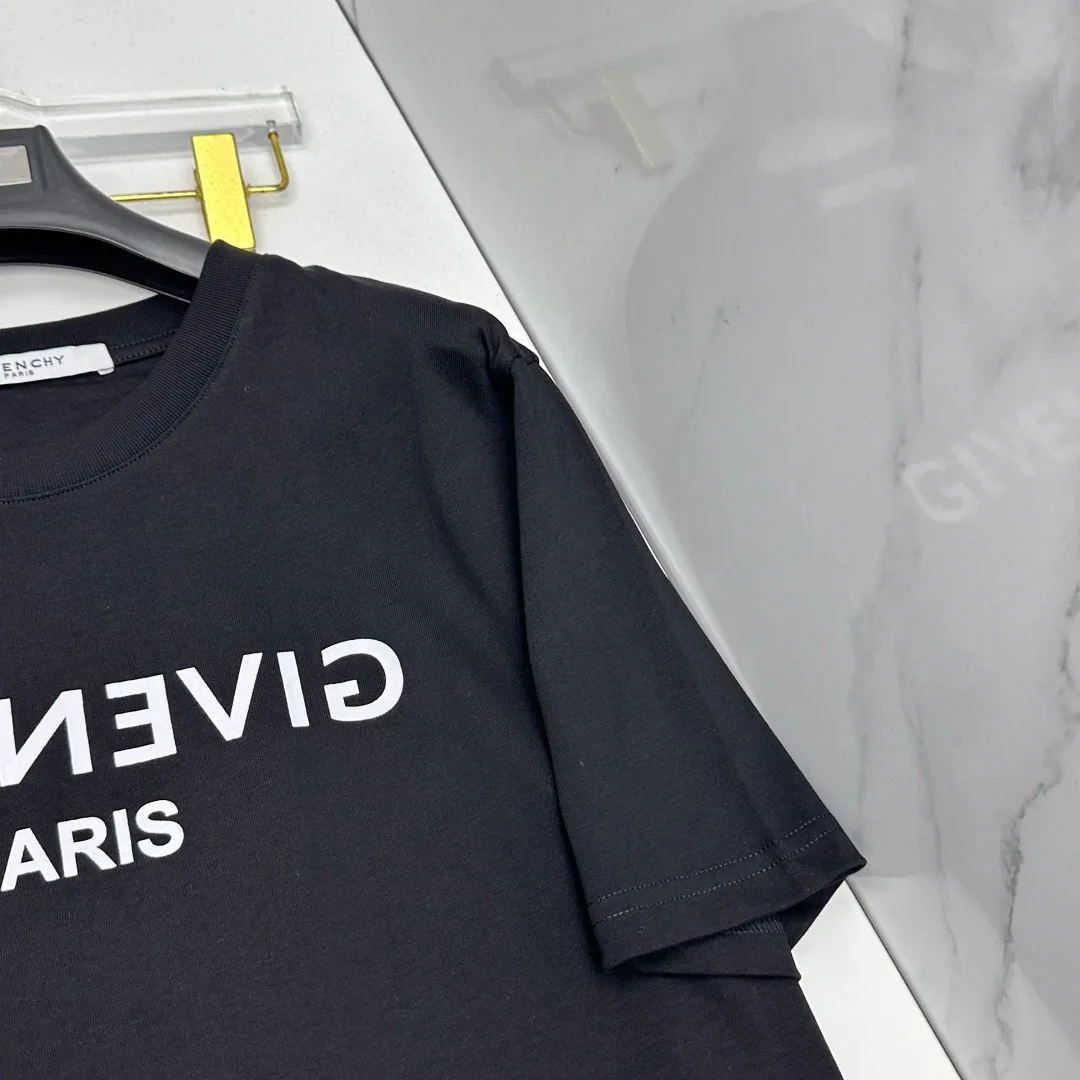 Футболки Женские Givenchy 13118853