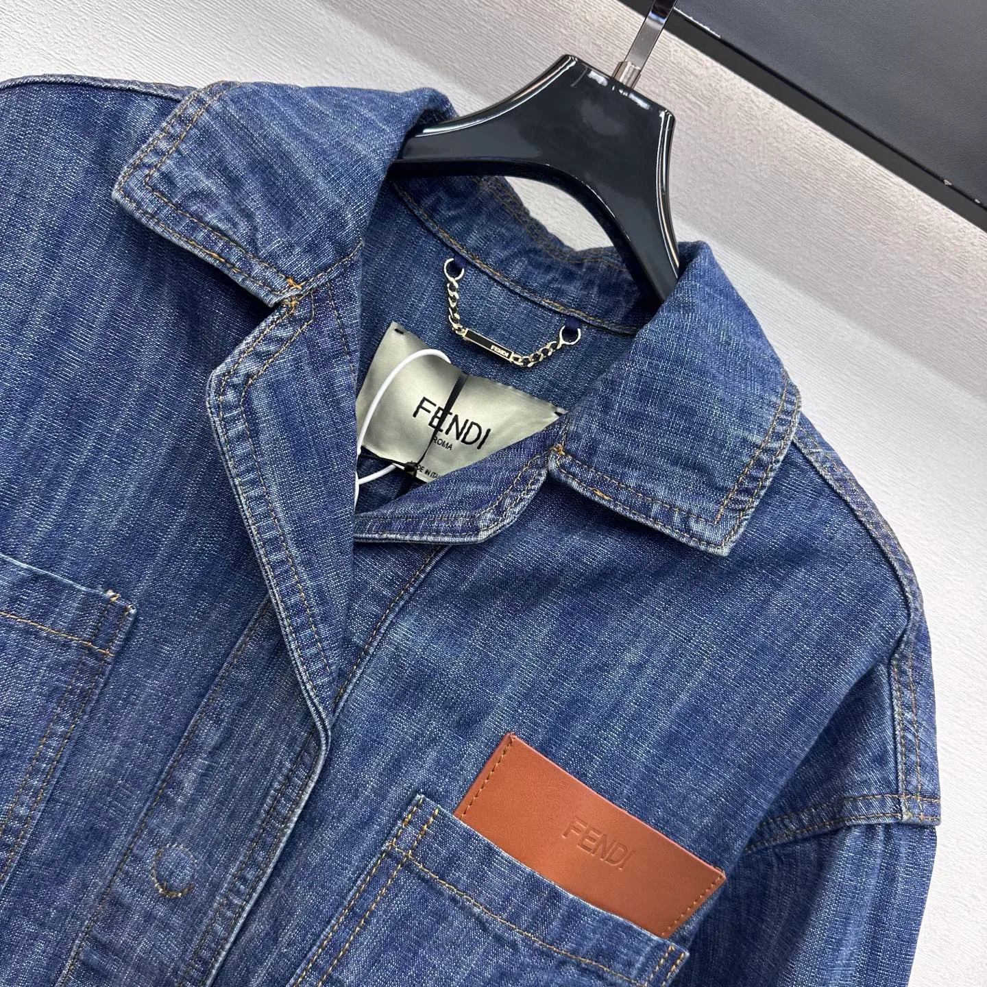 Куртки И Пуховики Женские Fendi 18279164