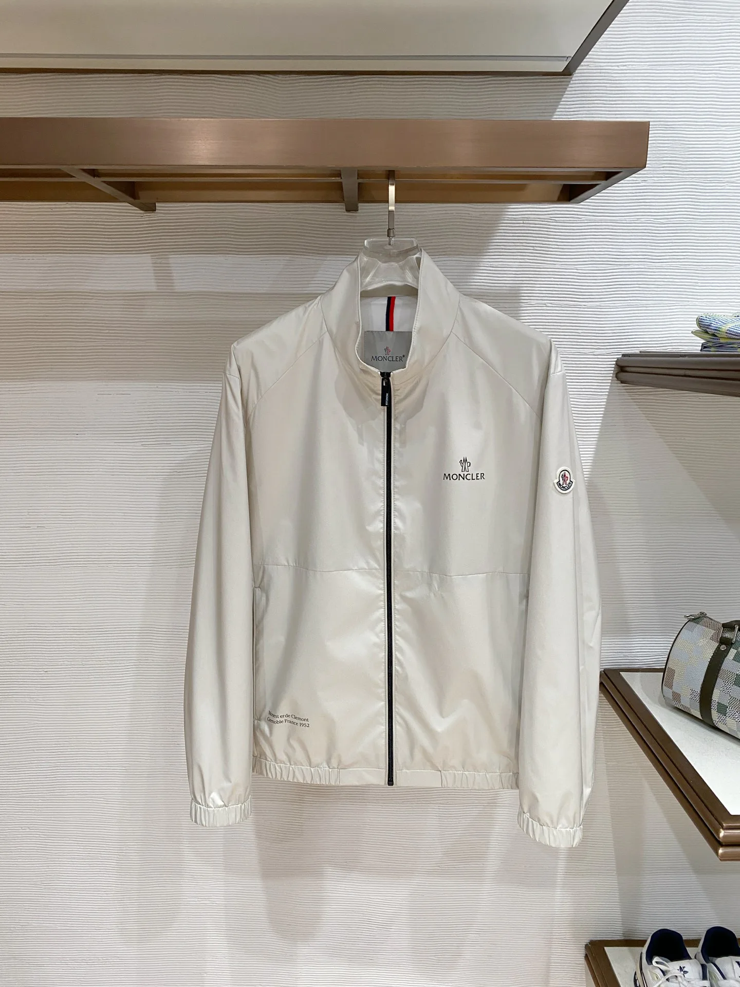 Пальто И Тренчи Мужские Moncler 11496525
