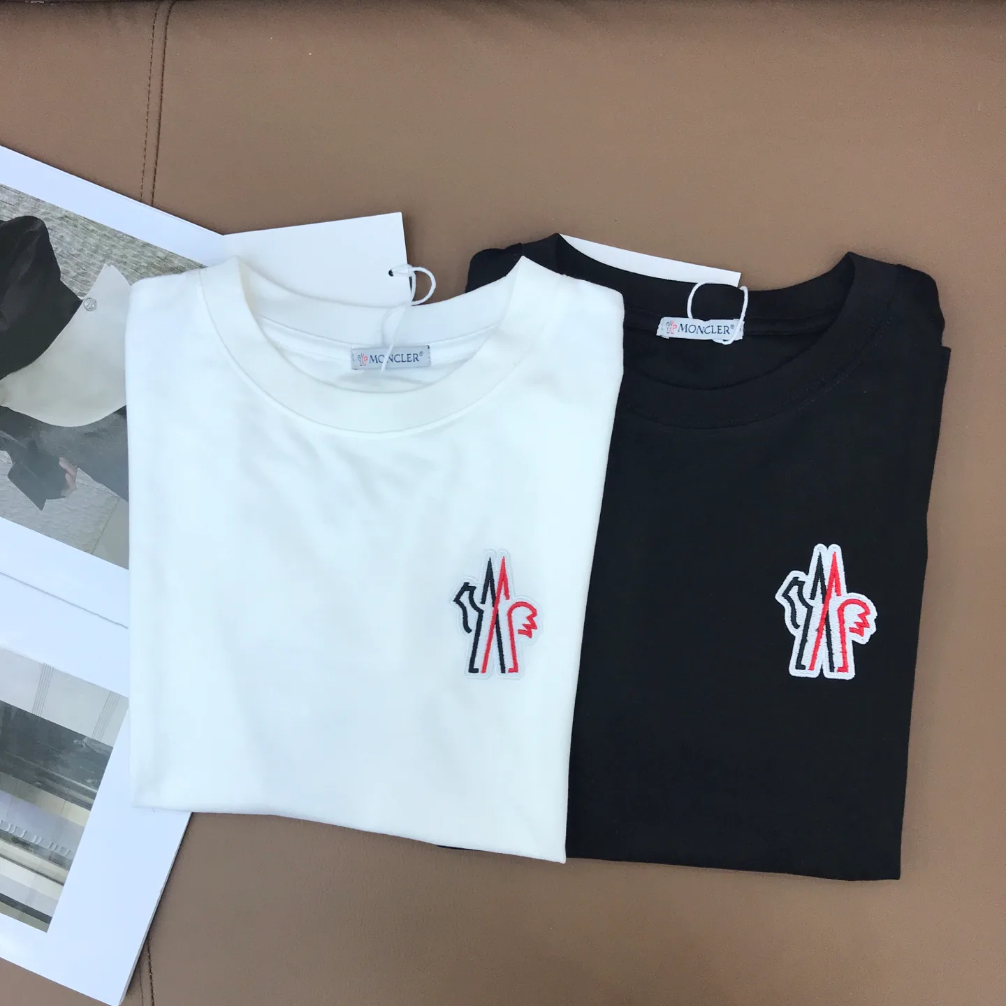 Футболки Женские Moncler 1856520