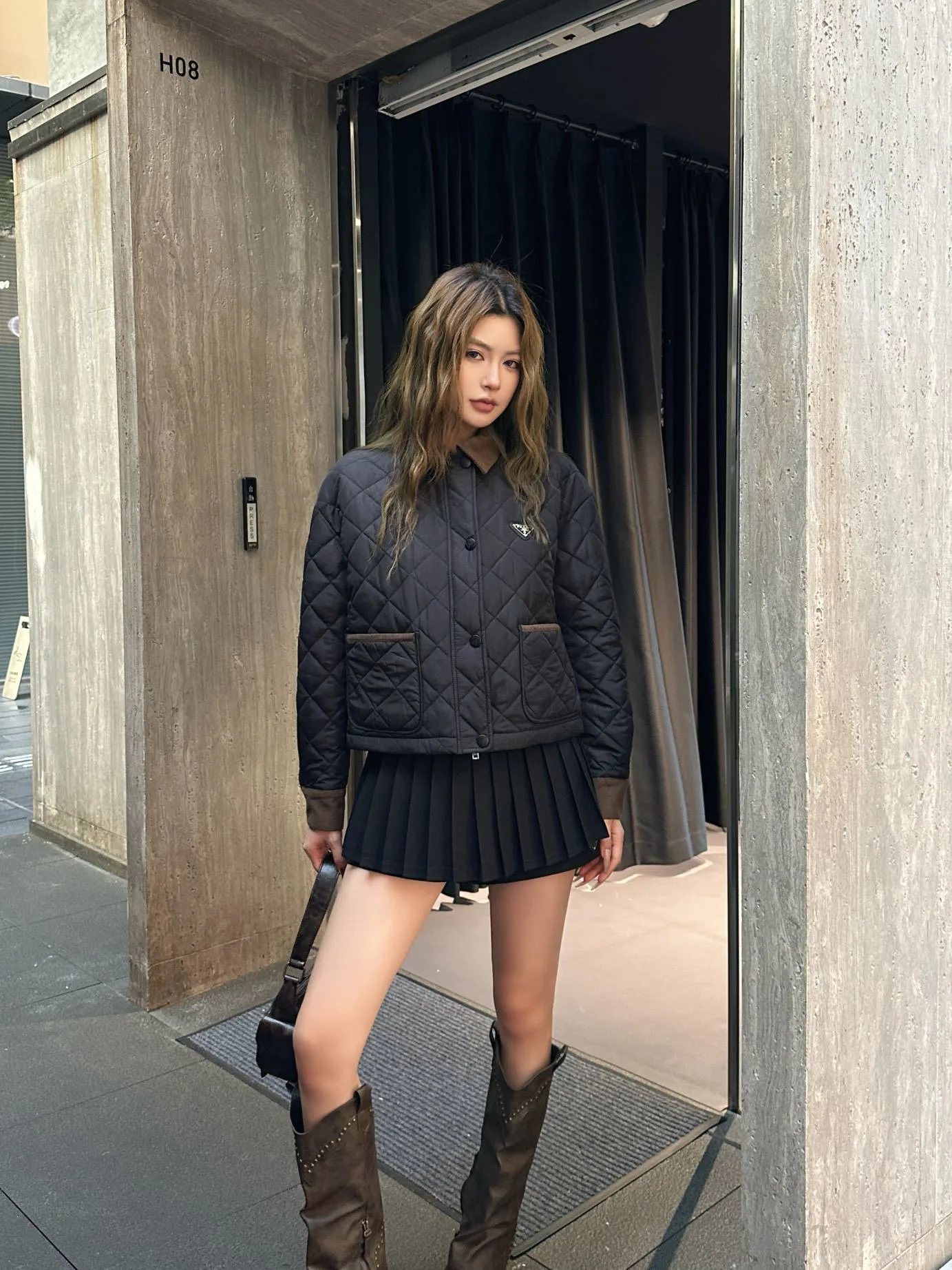 Куртки И Пуховики Женские Prada 550527