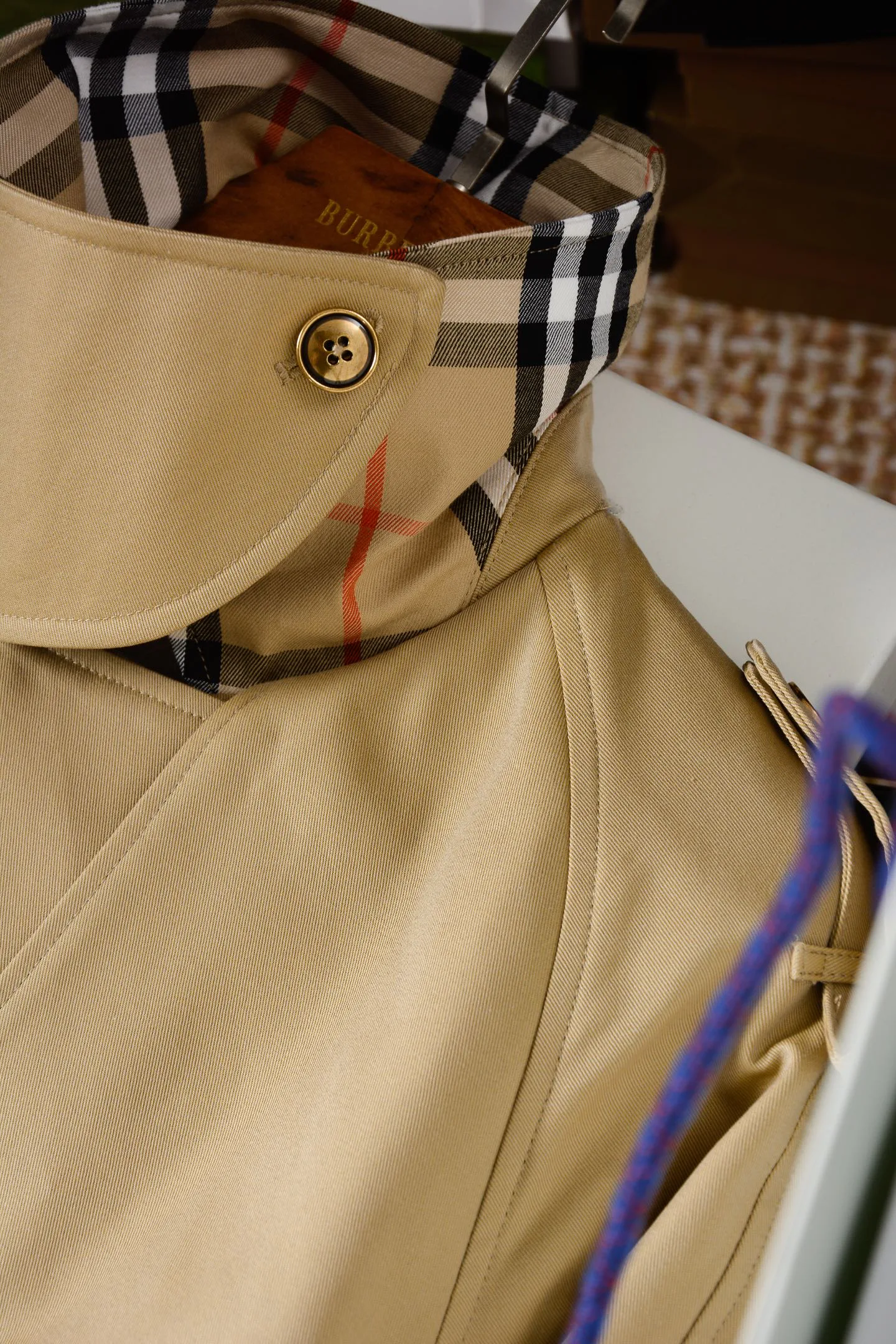 Тренчи Женские Burberry 17998589