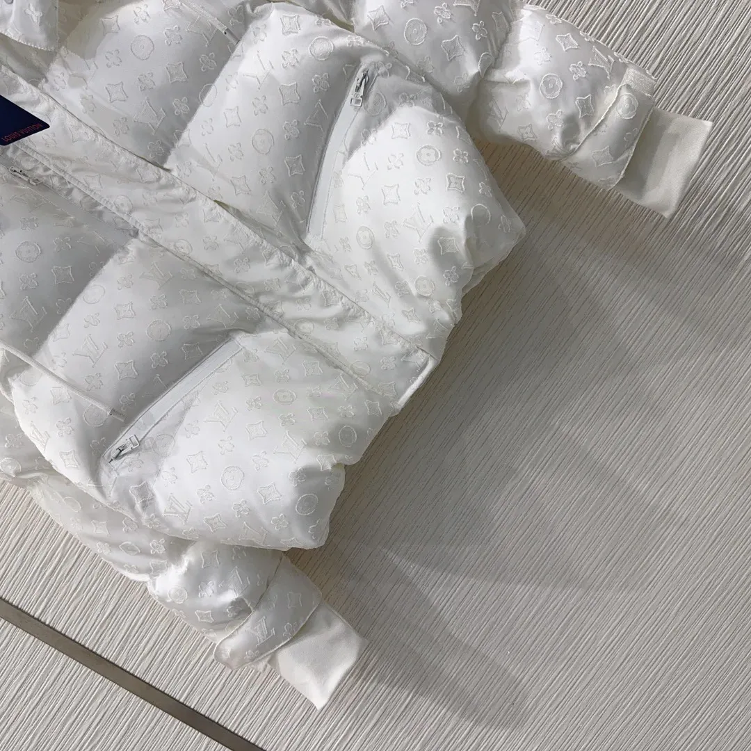 Куртки И Пуховики Женские Louis Vuitton 561701