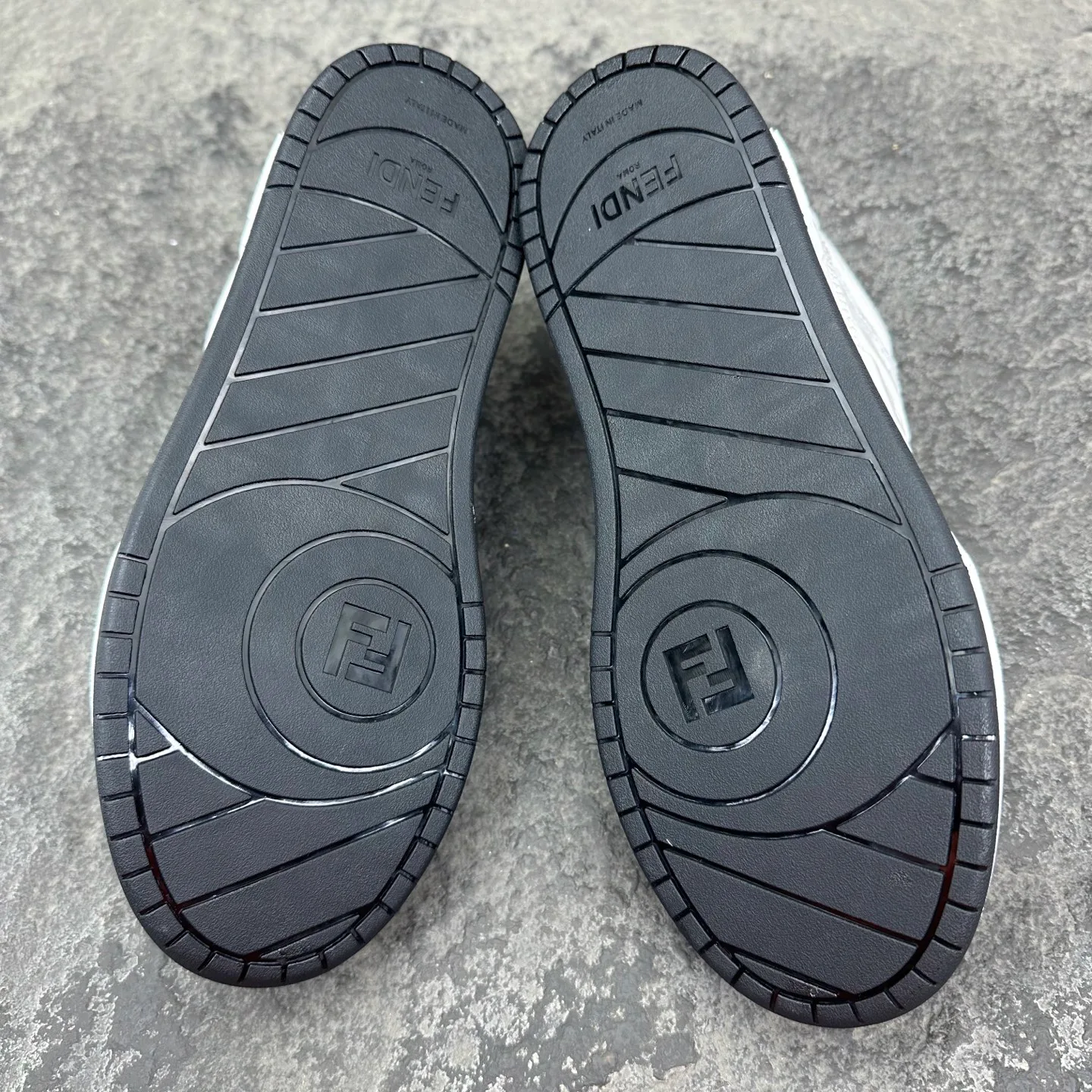 Кроссовки Мужские Fendi 18154161