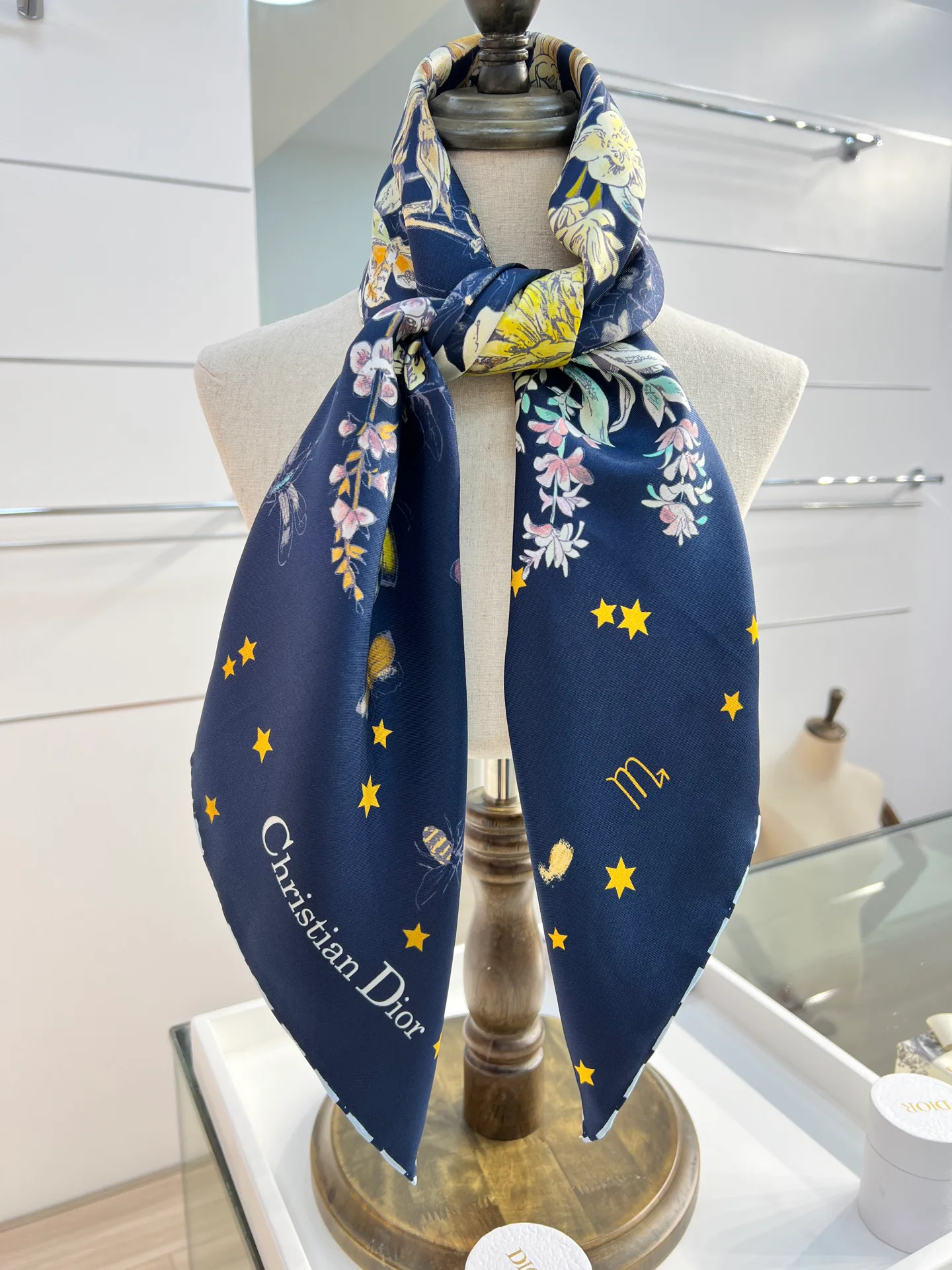 Платки Christian Dior 1883251