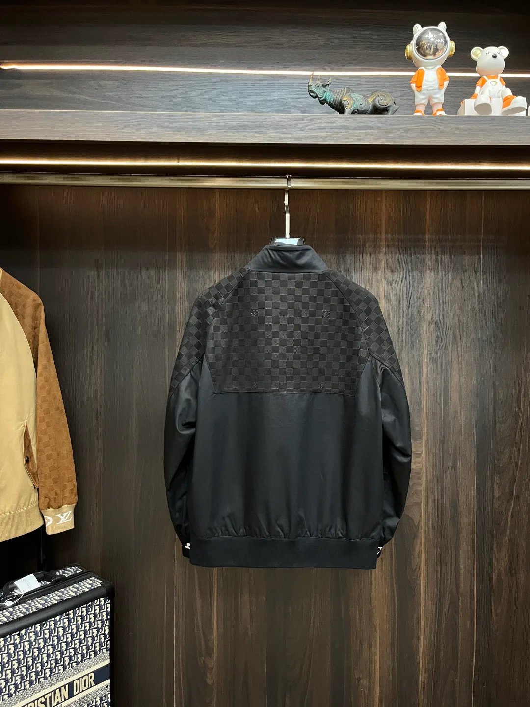 Куртки И Пуховики Мужские Louis Vuitton 6472145