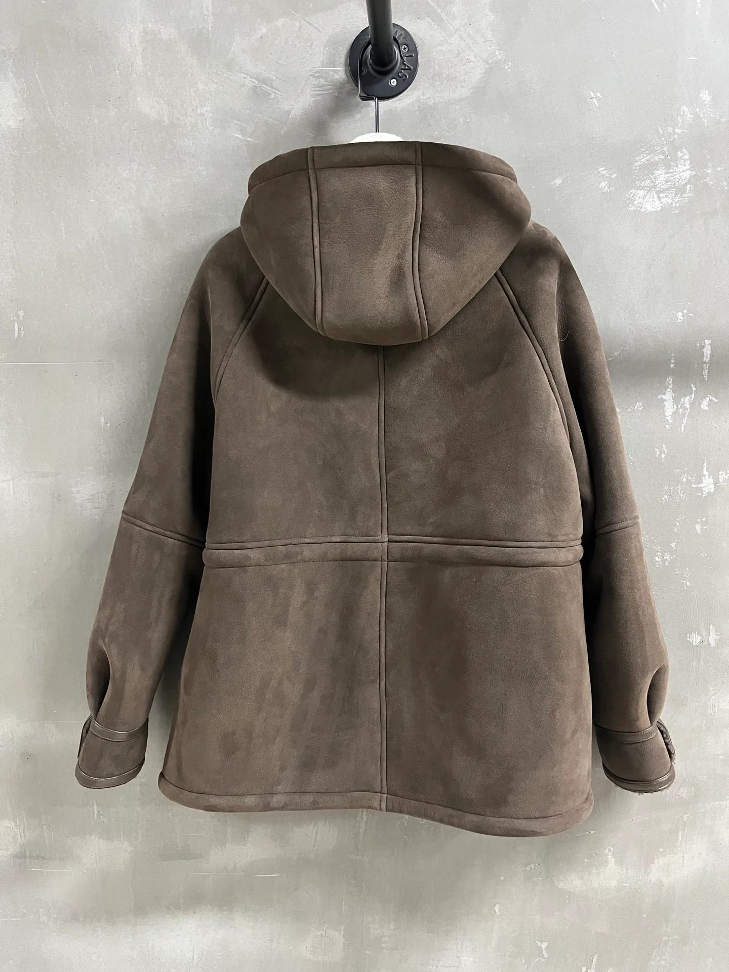 Кожаные Куртки И Дублёнки Женские Balenciaga 460741