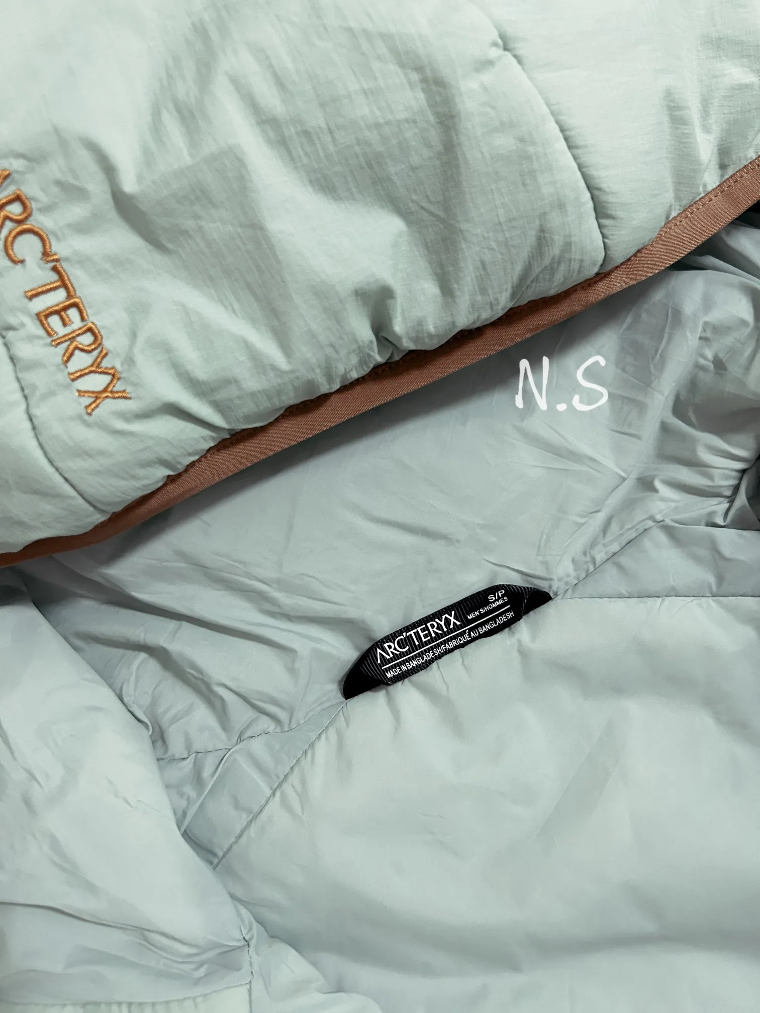 Куртки И Пуховики Женские Arcteryx 18681152