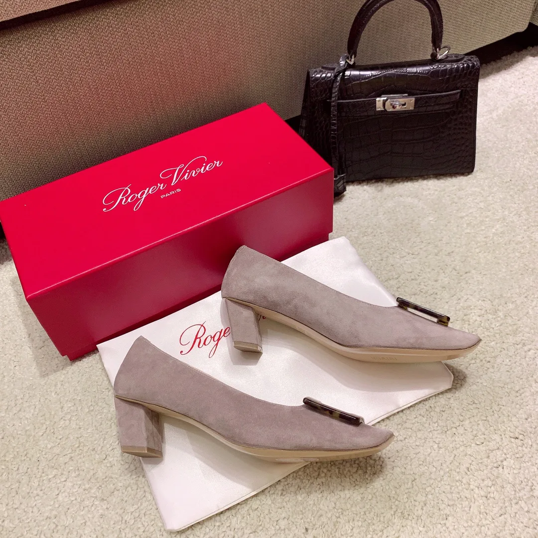 Туфли Женские Roger Vivier 17550731
