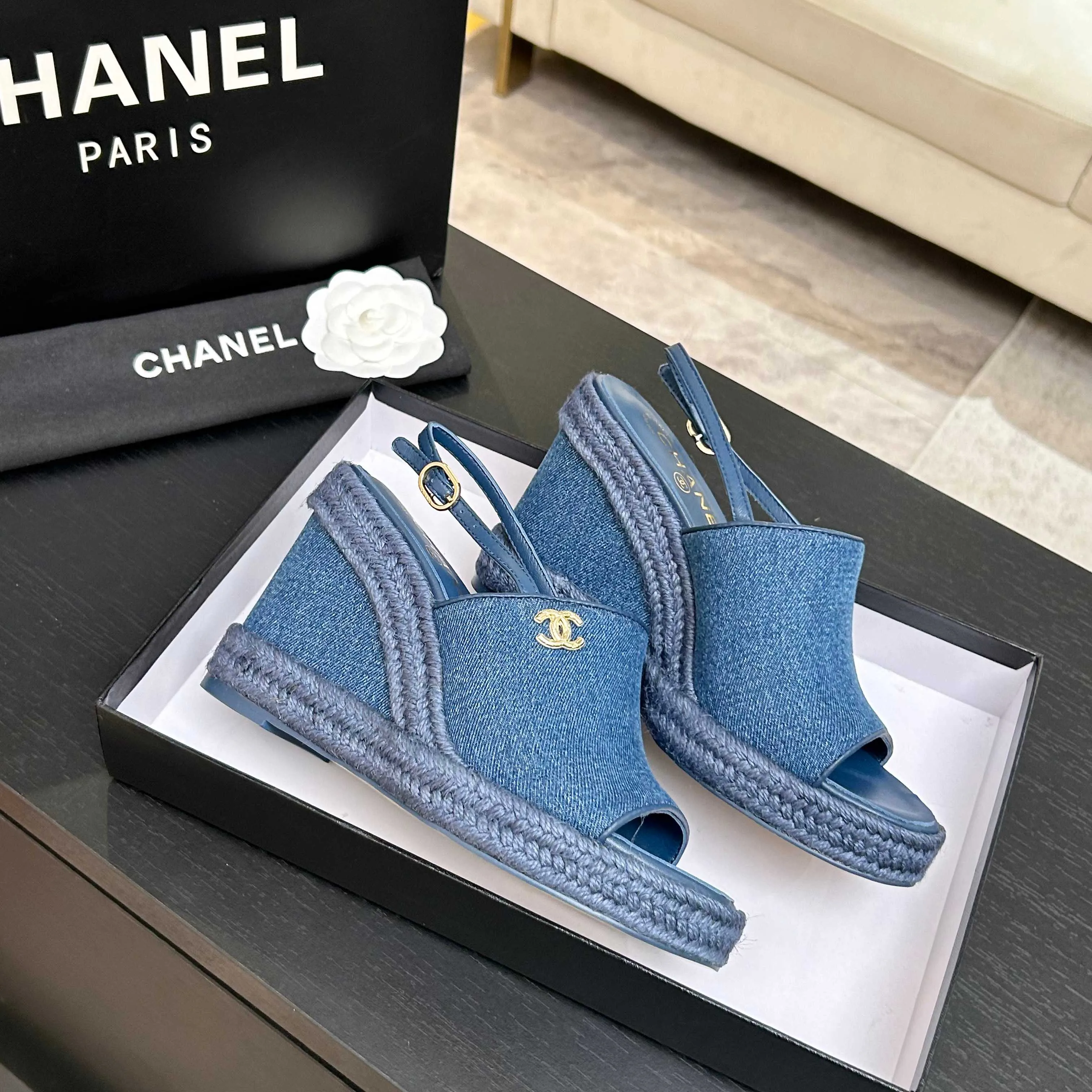 Босоножки Женские Chanel 11879237