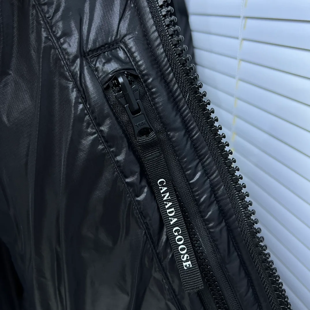 Куртки И Пуховики Женские Canada Goose 18723033
