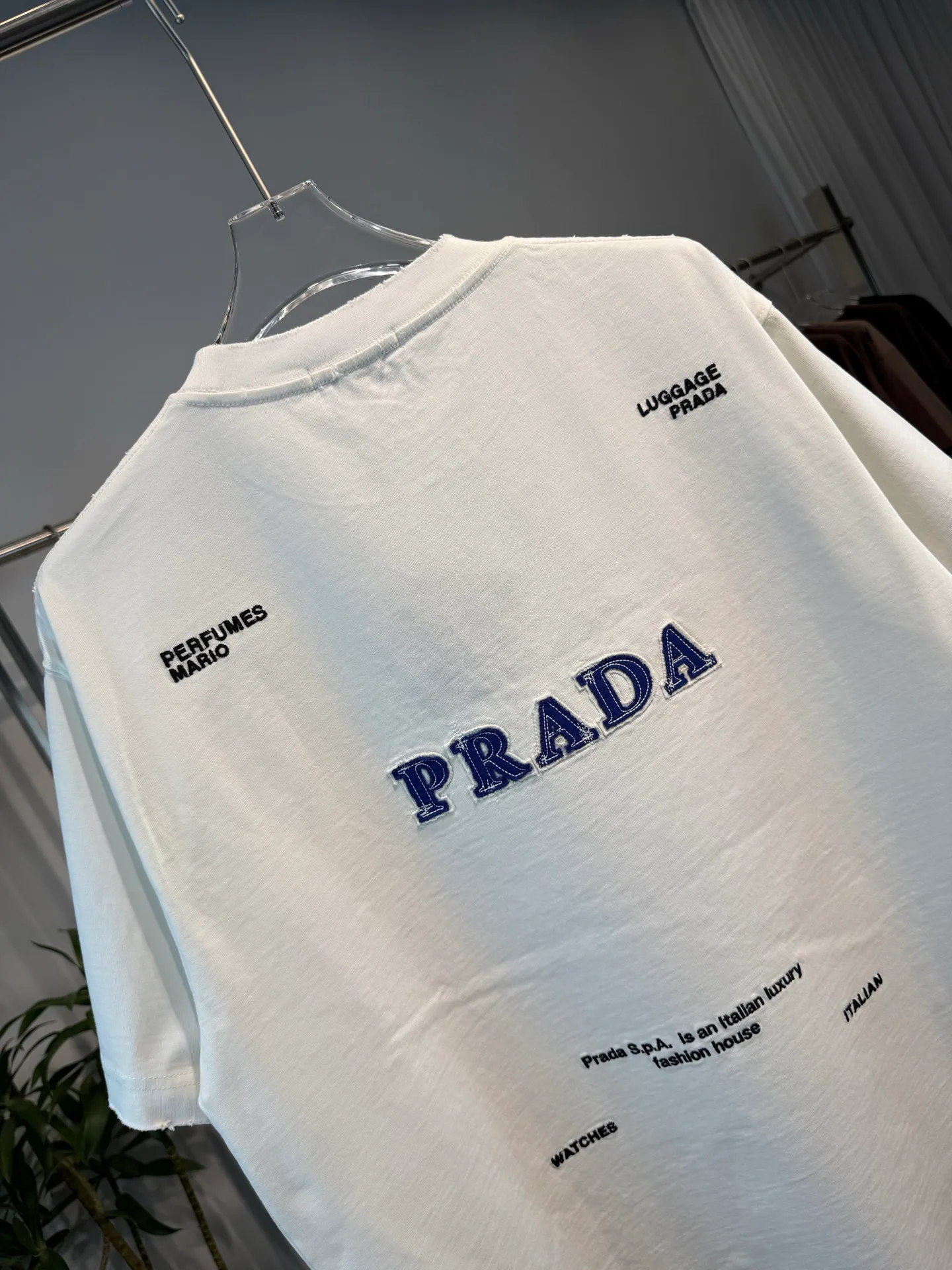 Футболки Женские Prada 11460856