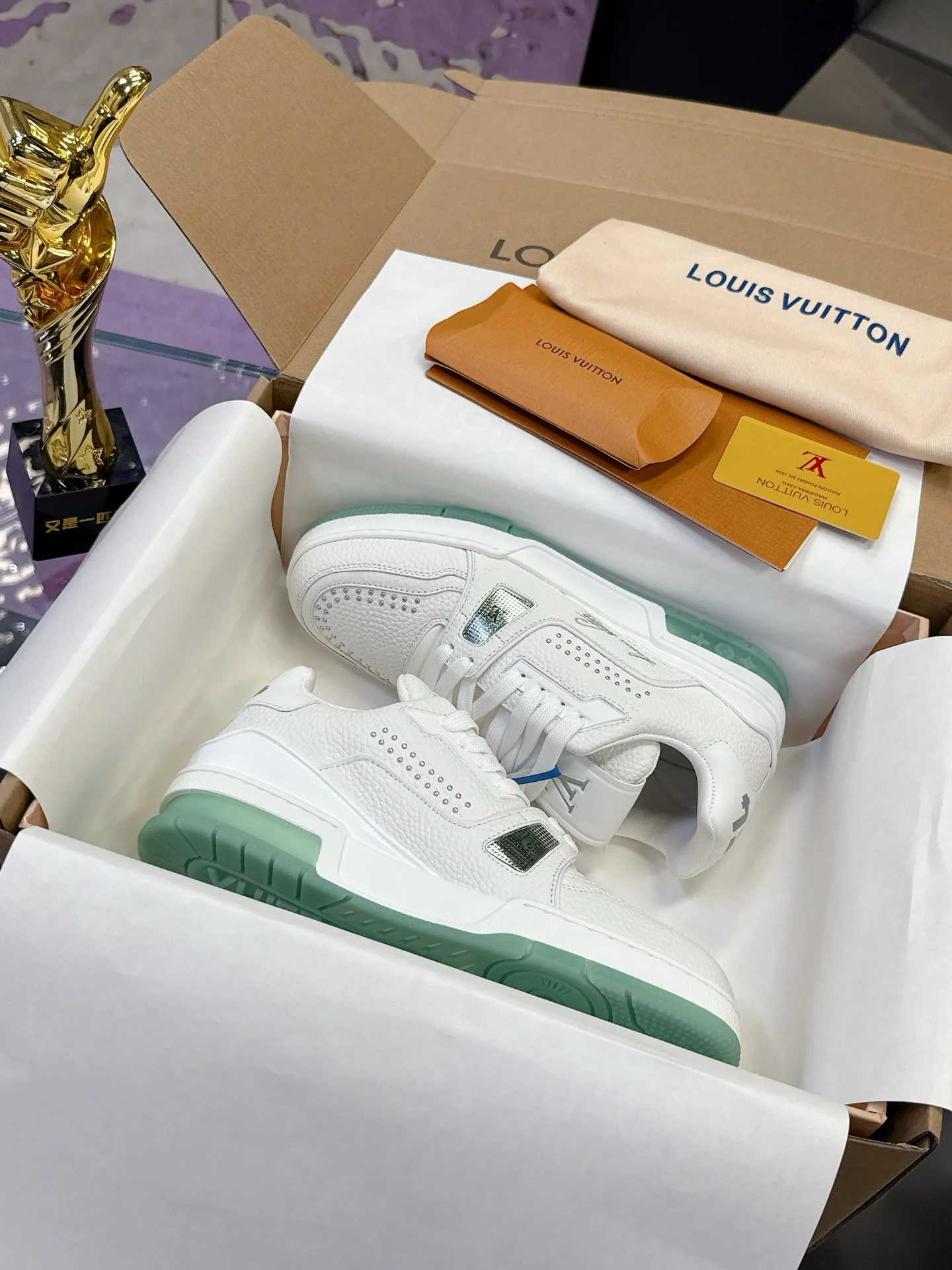 Кроссовки Женские Louis Vuitton 5061388