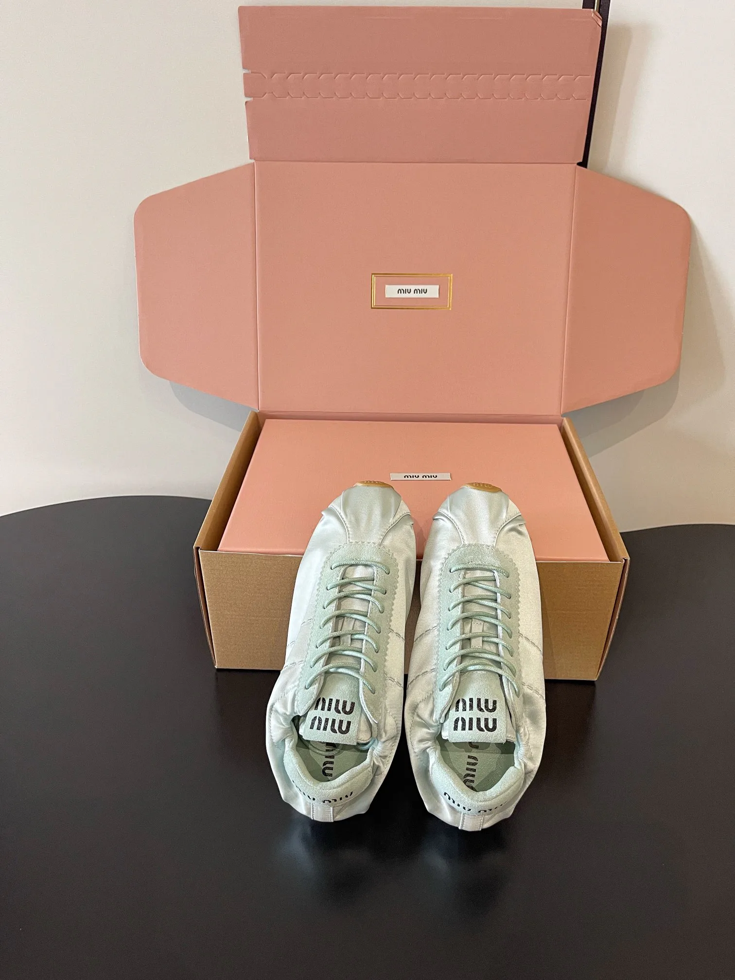 Кроссовки Женские Miu Miu 392159