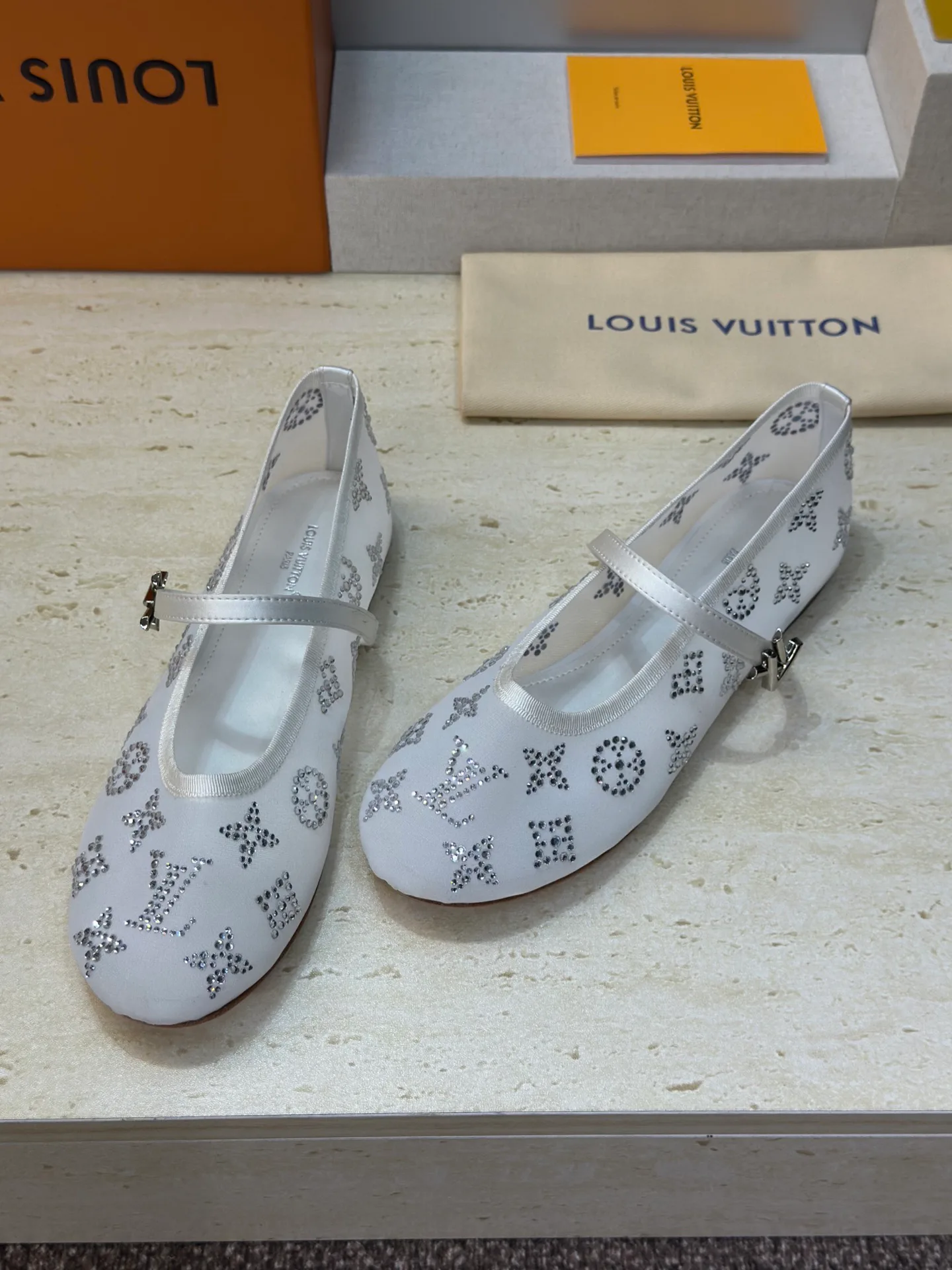 Балетки Женские Louis Vuitton 13346490