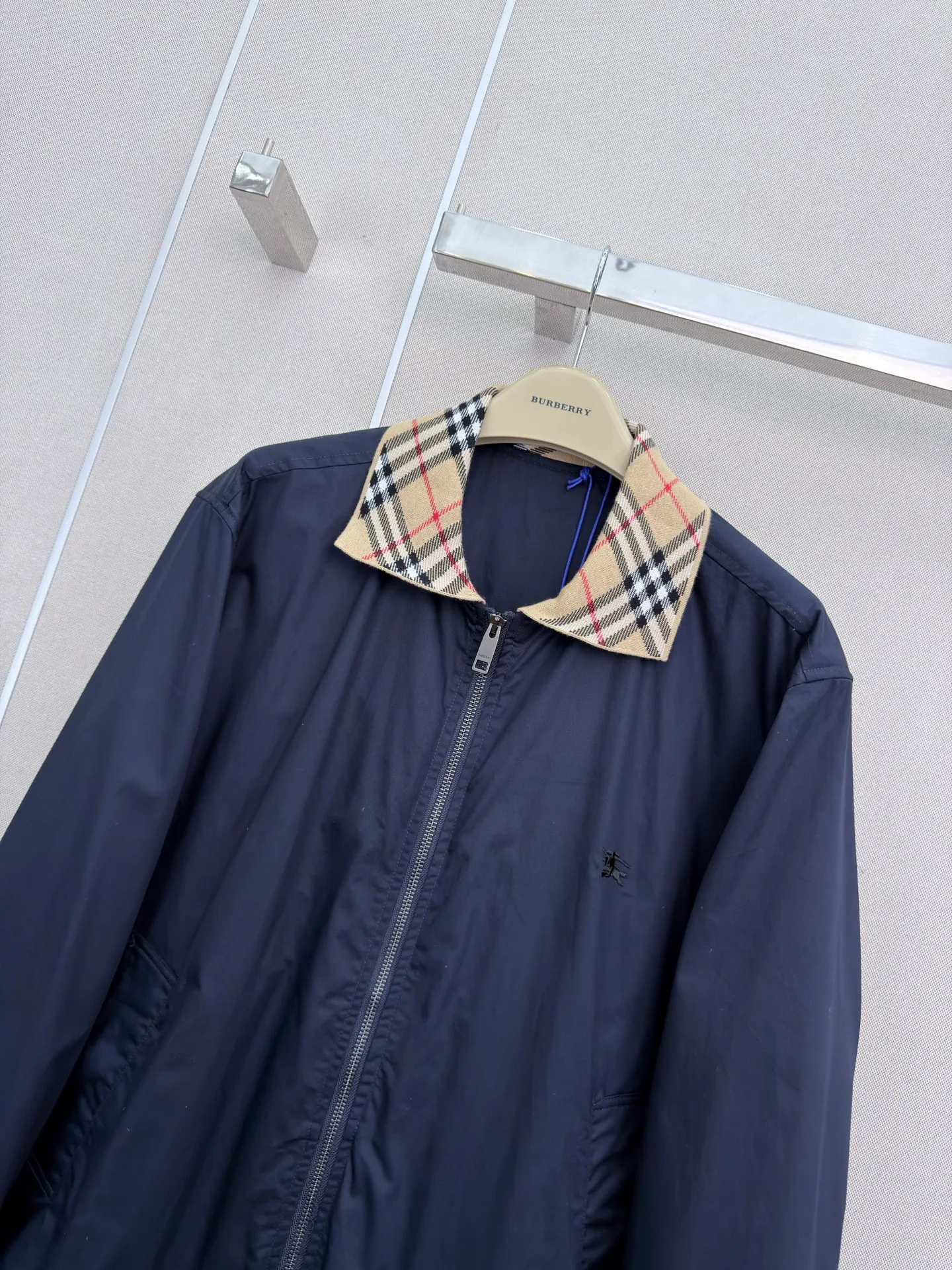 Куртки И Пуховики Женские Burberry 17893584