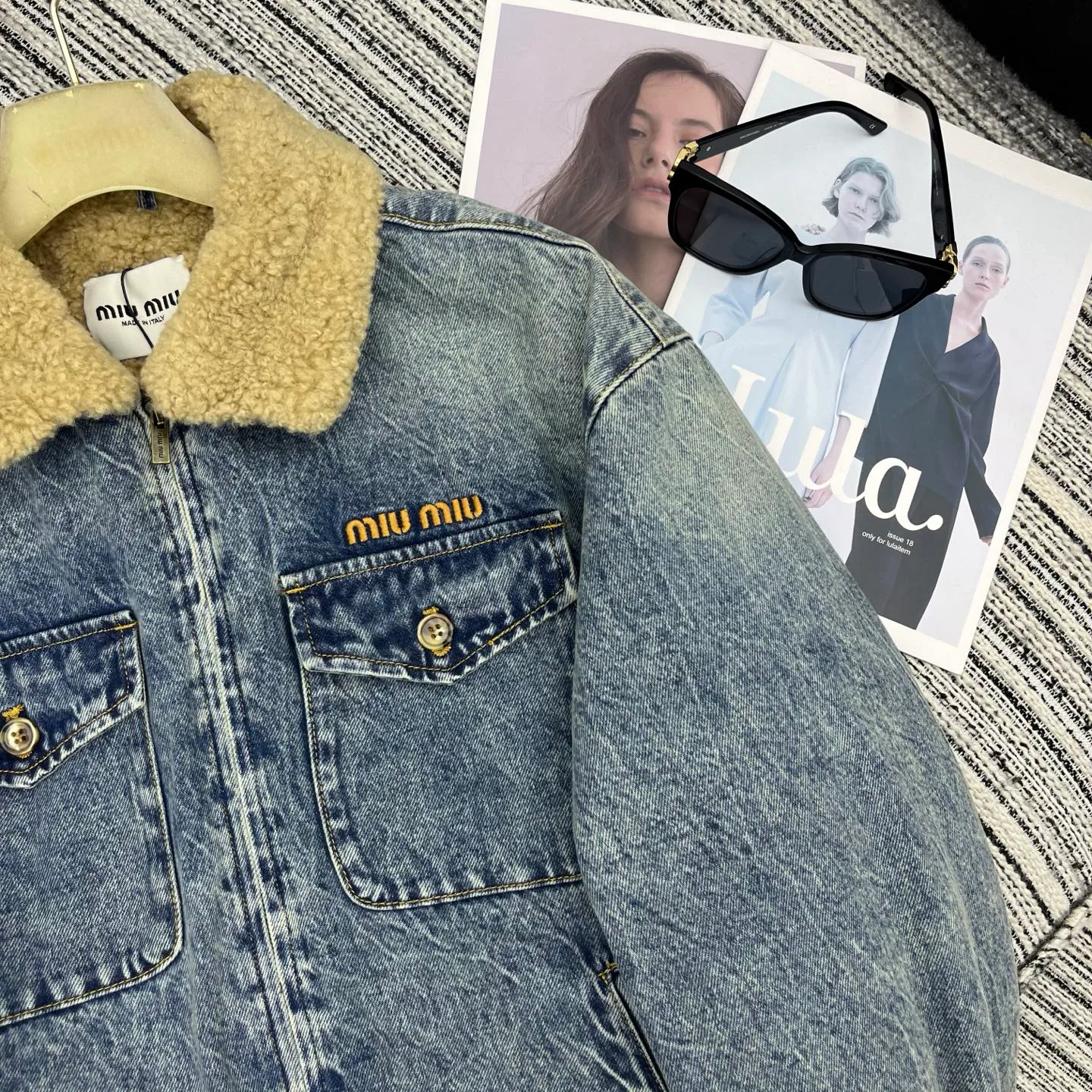Куртки И Пуховики Женские Miu Miu 5060394