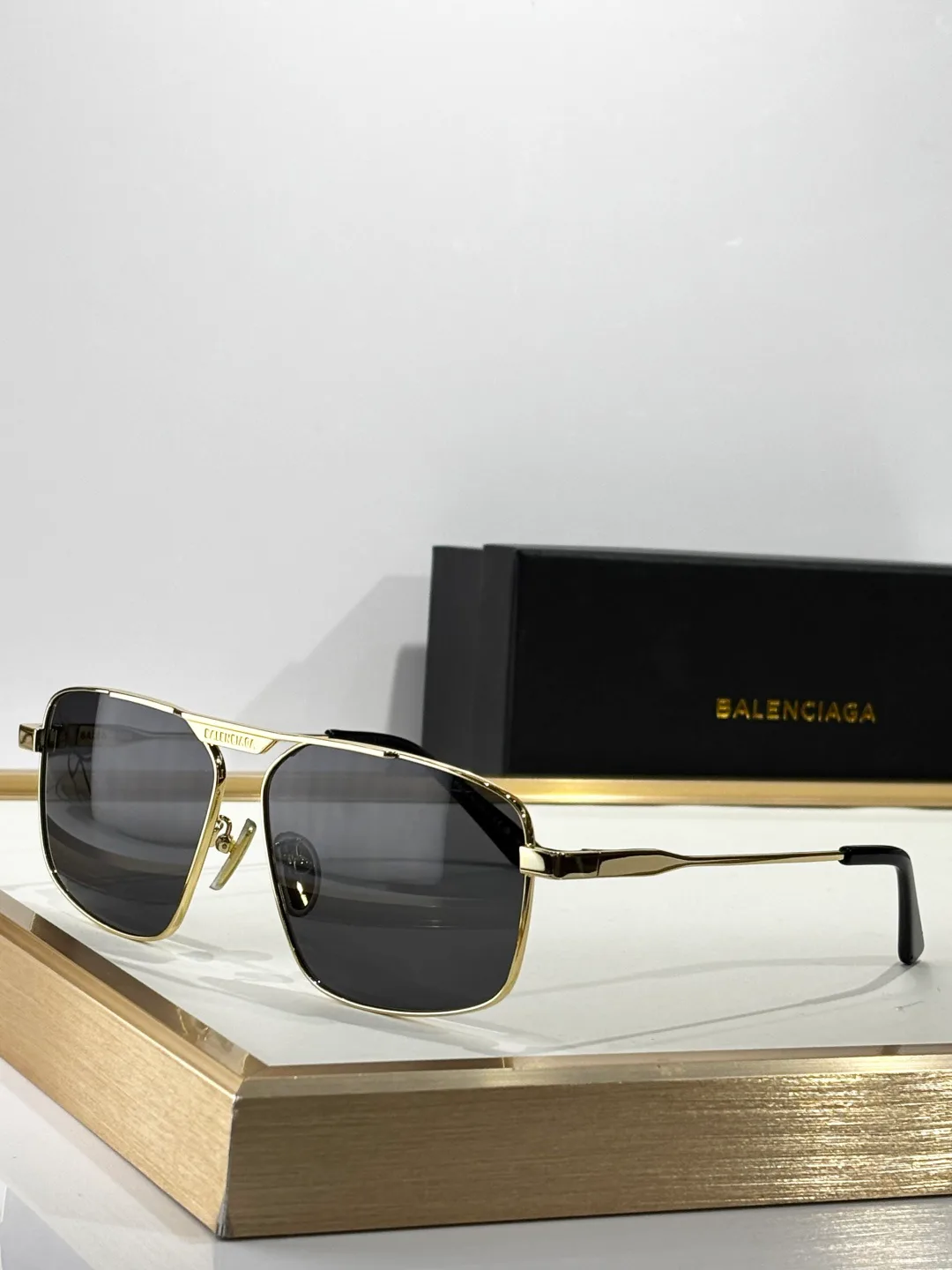 Очки Balenciaga 18239248