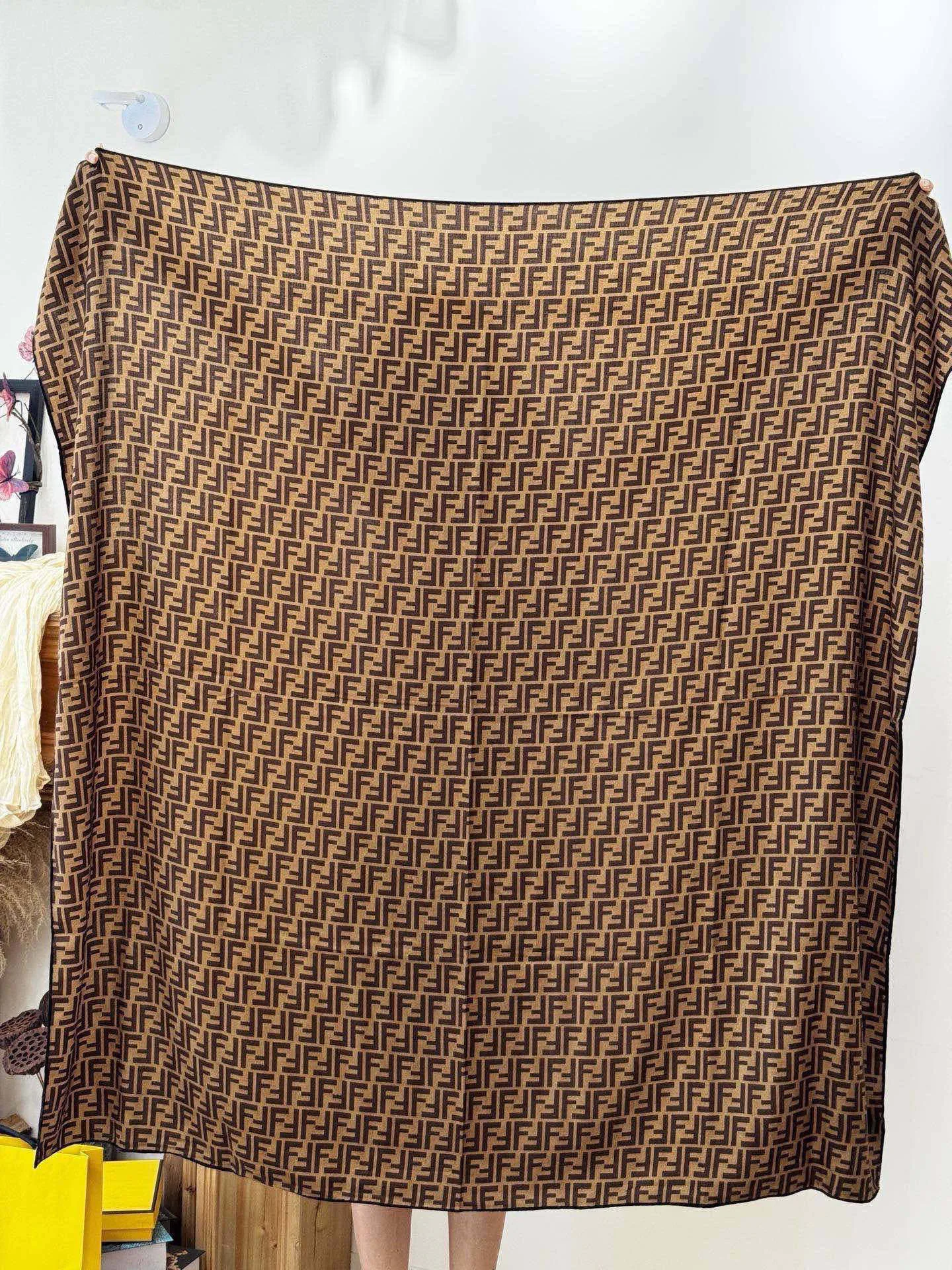 Шарфы Fendi 15025002