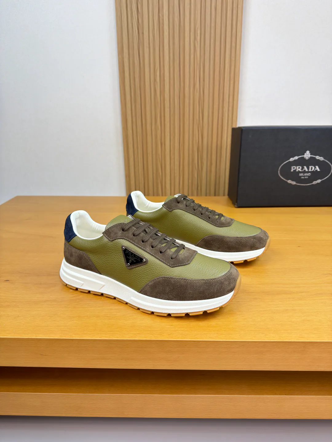 Кроссовки Мужские Prada 2389707