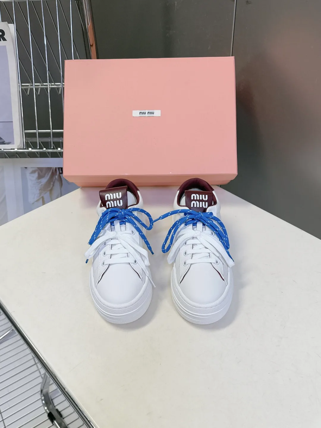 Кроссовки Женские Miu Miu 17589315