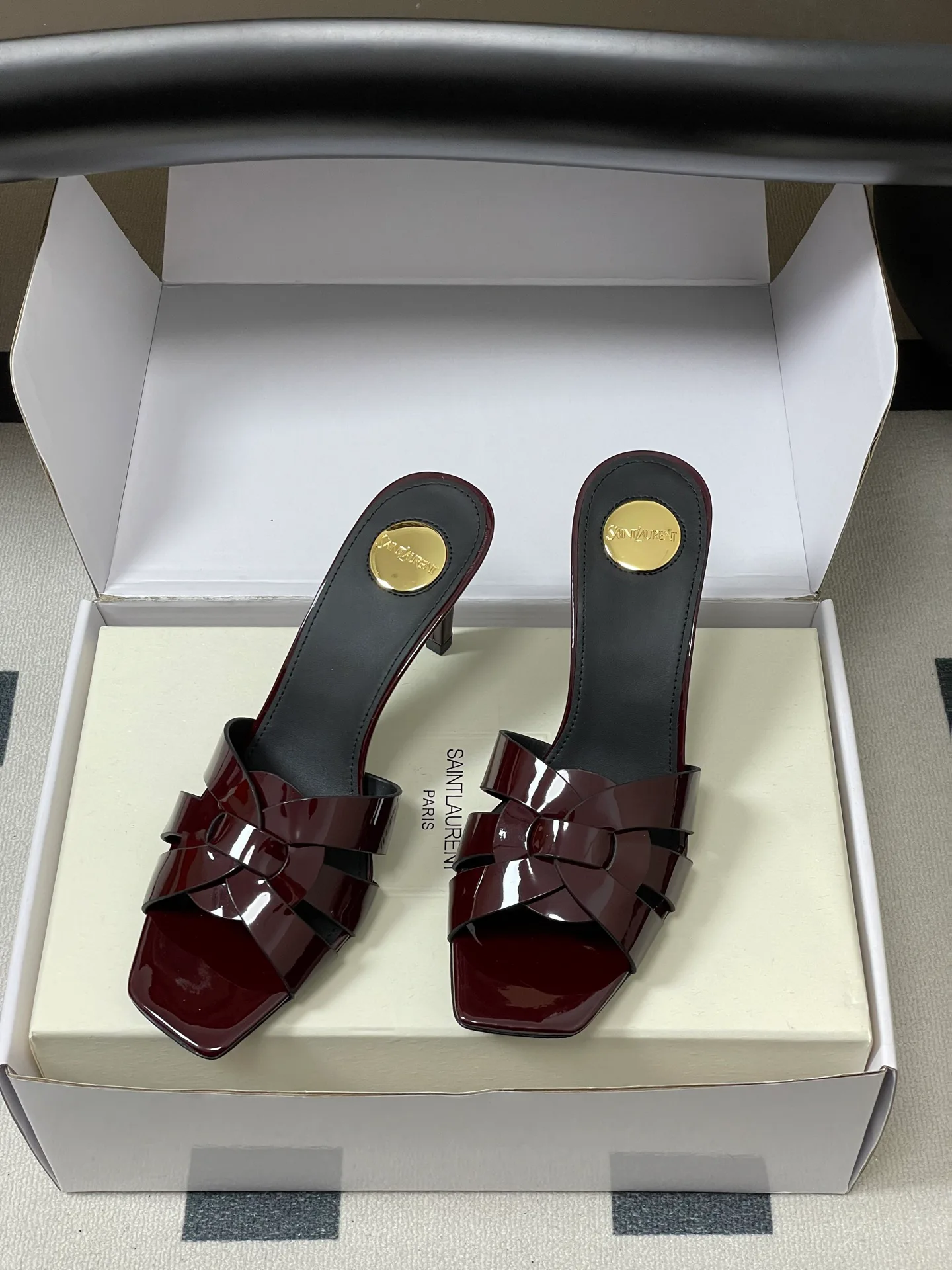 Сандалии Женские Saint Laurent 11539479