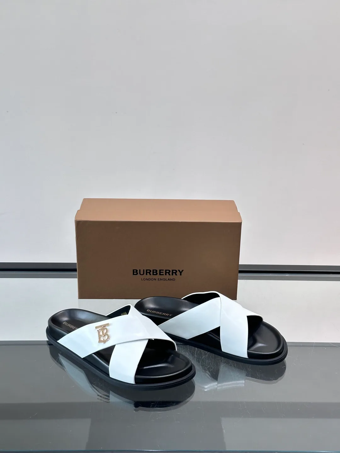 Сандалии Мужские Burberry 13452914