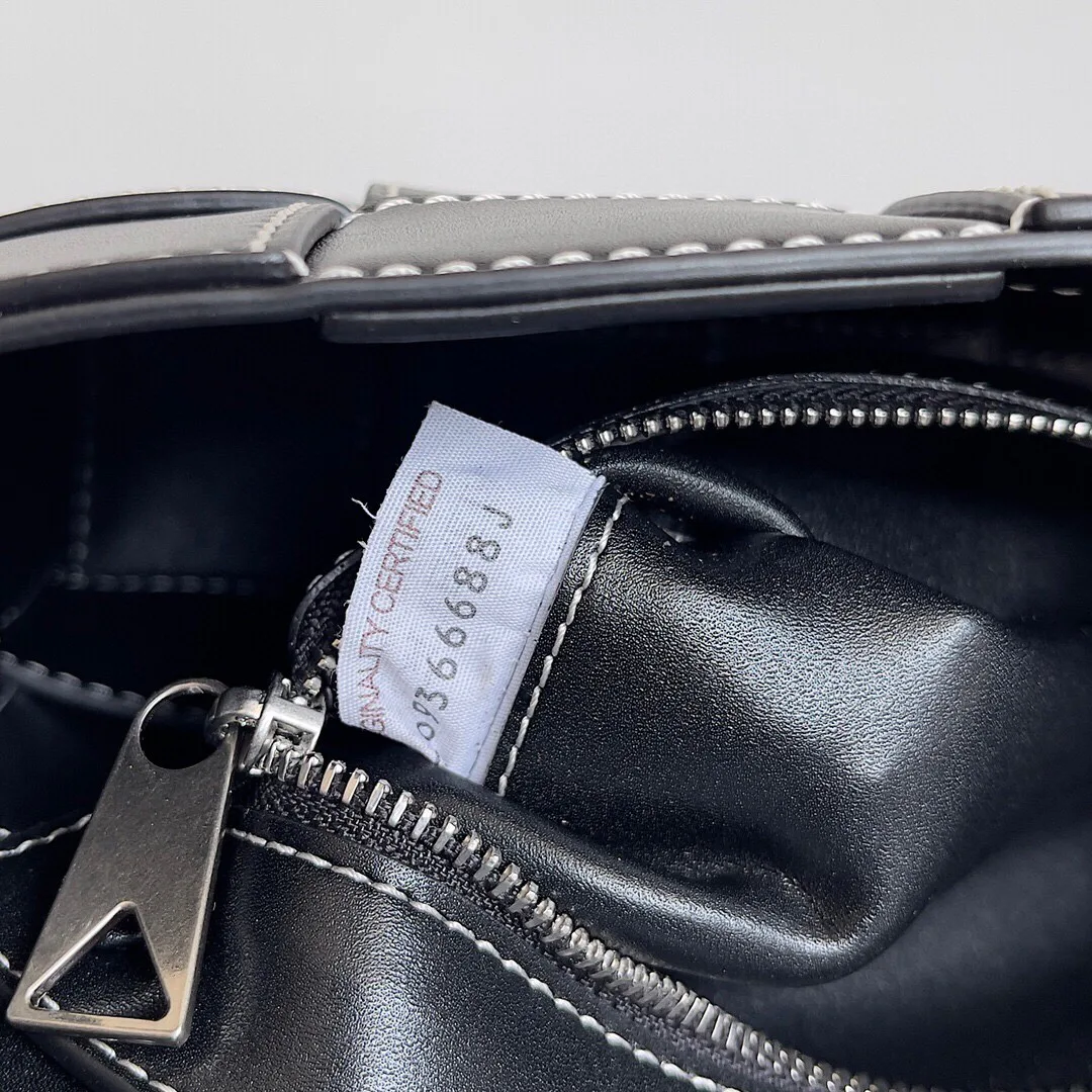 Классические Сумки Женские Bottega Veneta 1304174