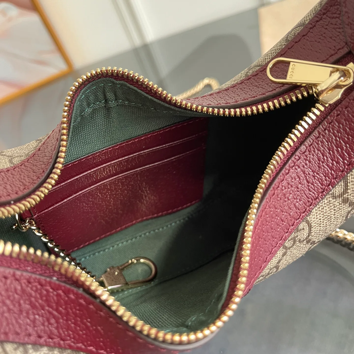 Классические Сумки Женские Gucci 13558856