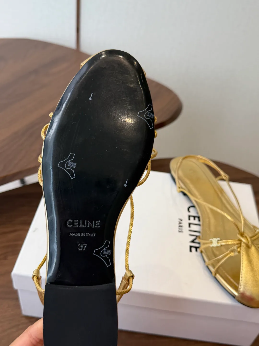Босоножки Женские Celine 17908937