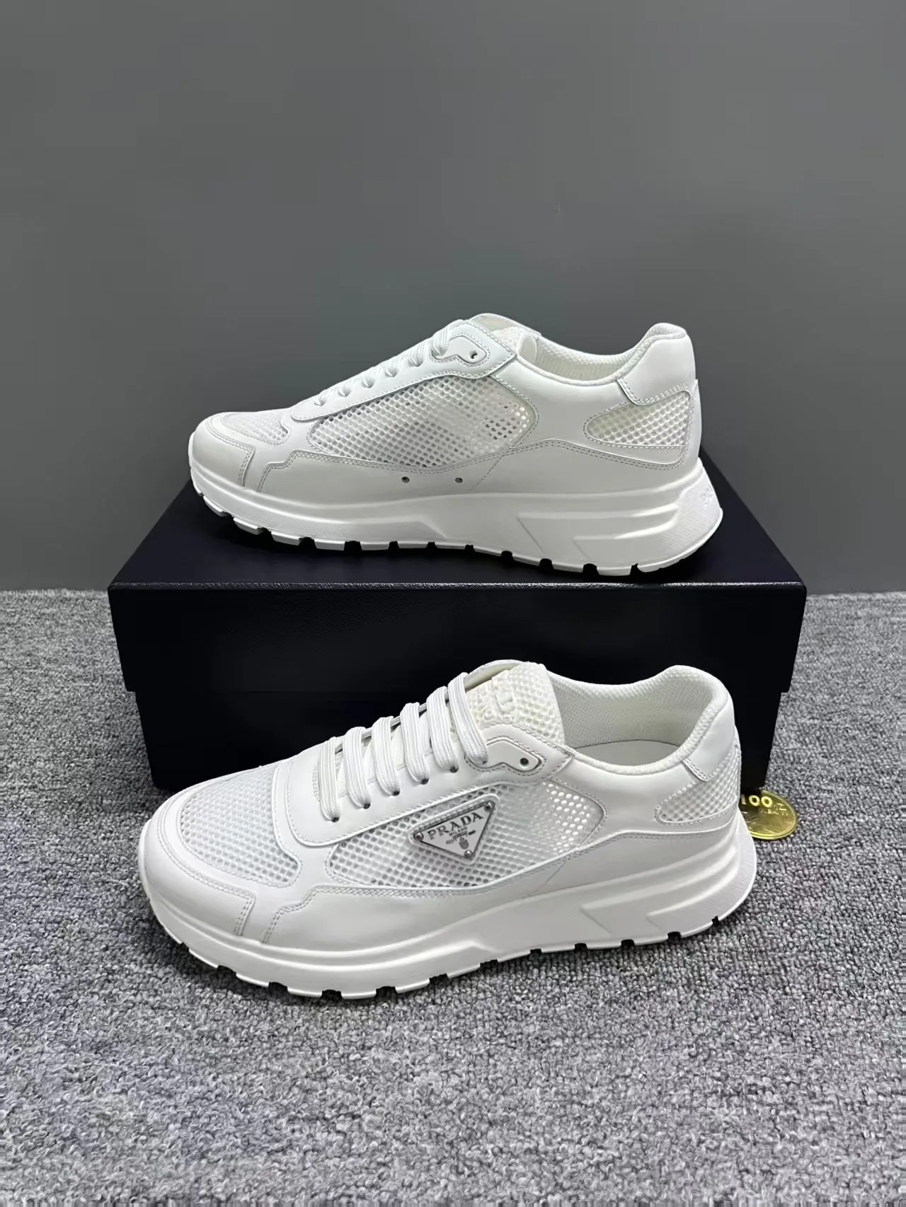 Кроссовки Мужские Prada 13065709