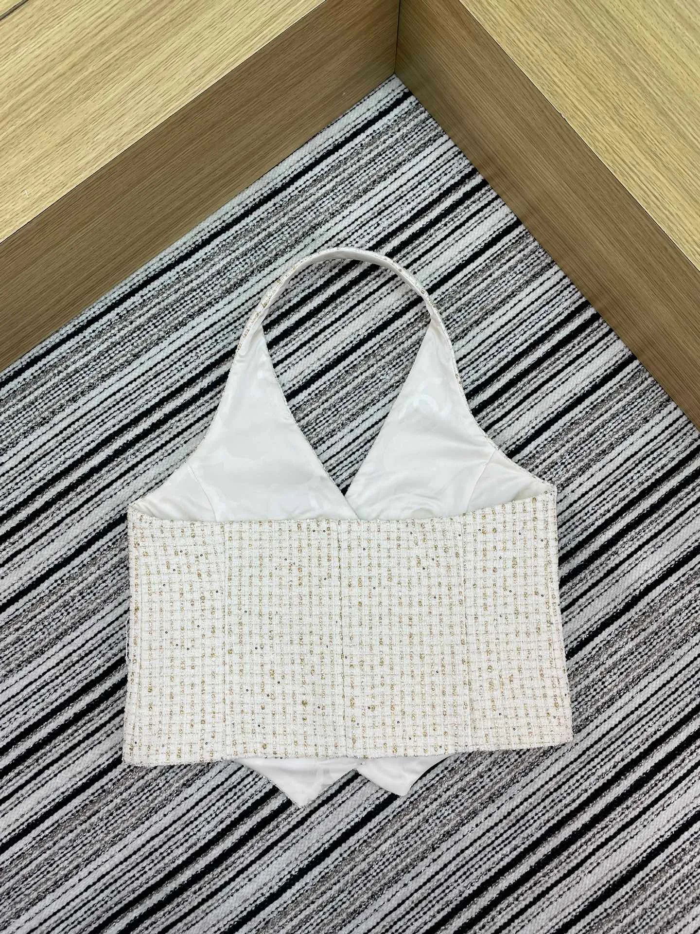 Жилеты Женские Chanel 1593994