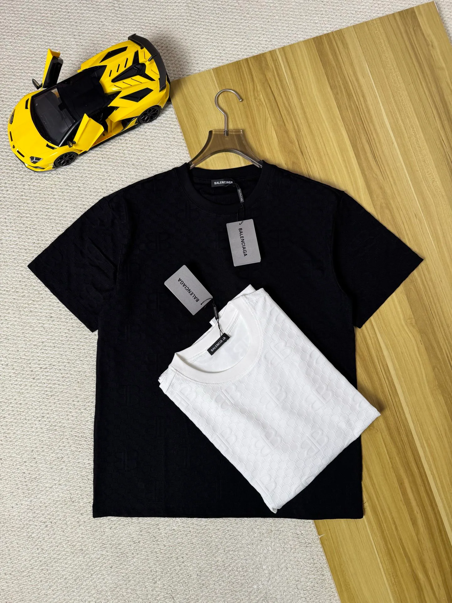 Футболки Женские Balenciaga 11615982