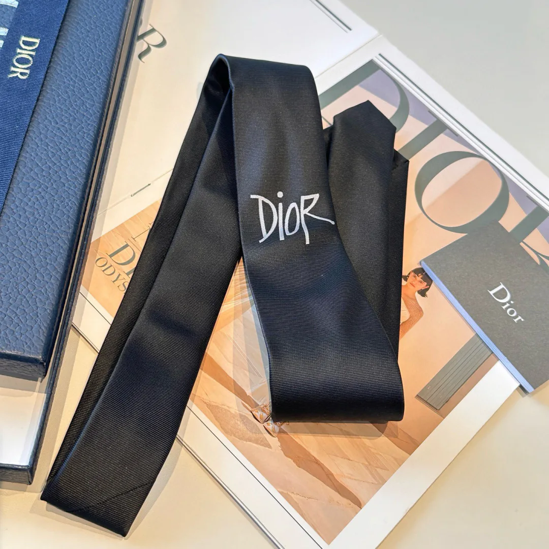 Платки Christian Dior 18003433